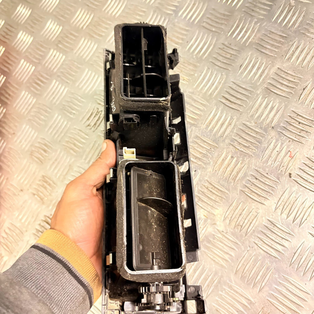 BMW X5 2006-2013 Dash Vent (Air Vent Grille) 921070503, 9210705-03
