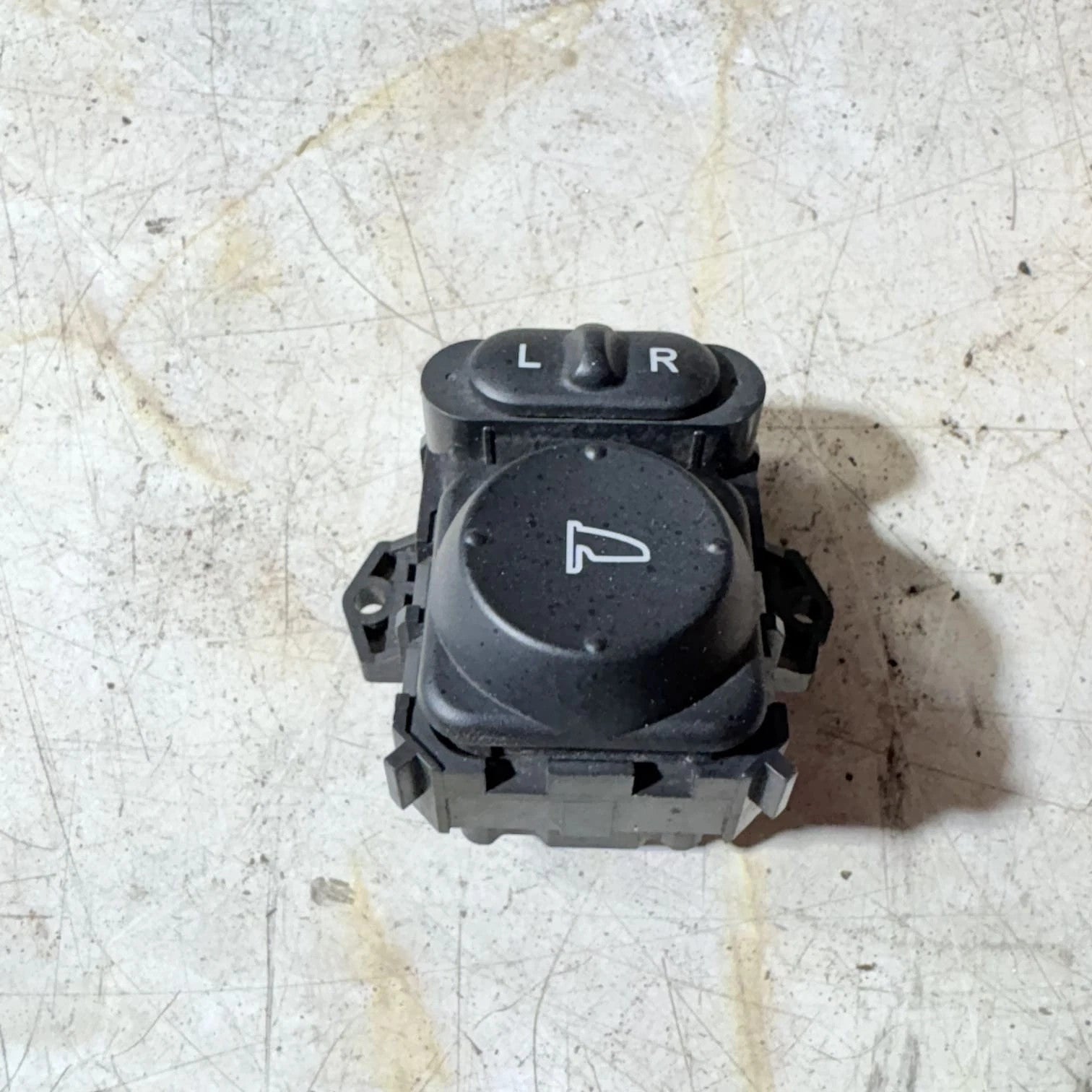 HONDA CIVIC Hatchback FK8 Type-R Mirror Adjustment Switch 35190-T6A-J01 2012