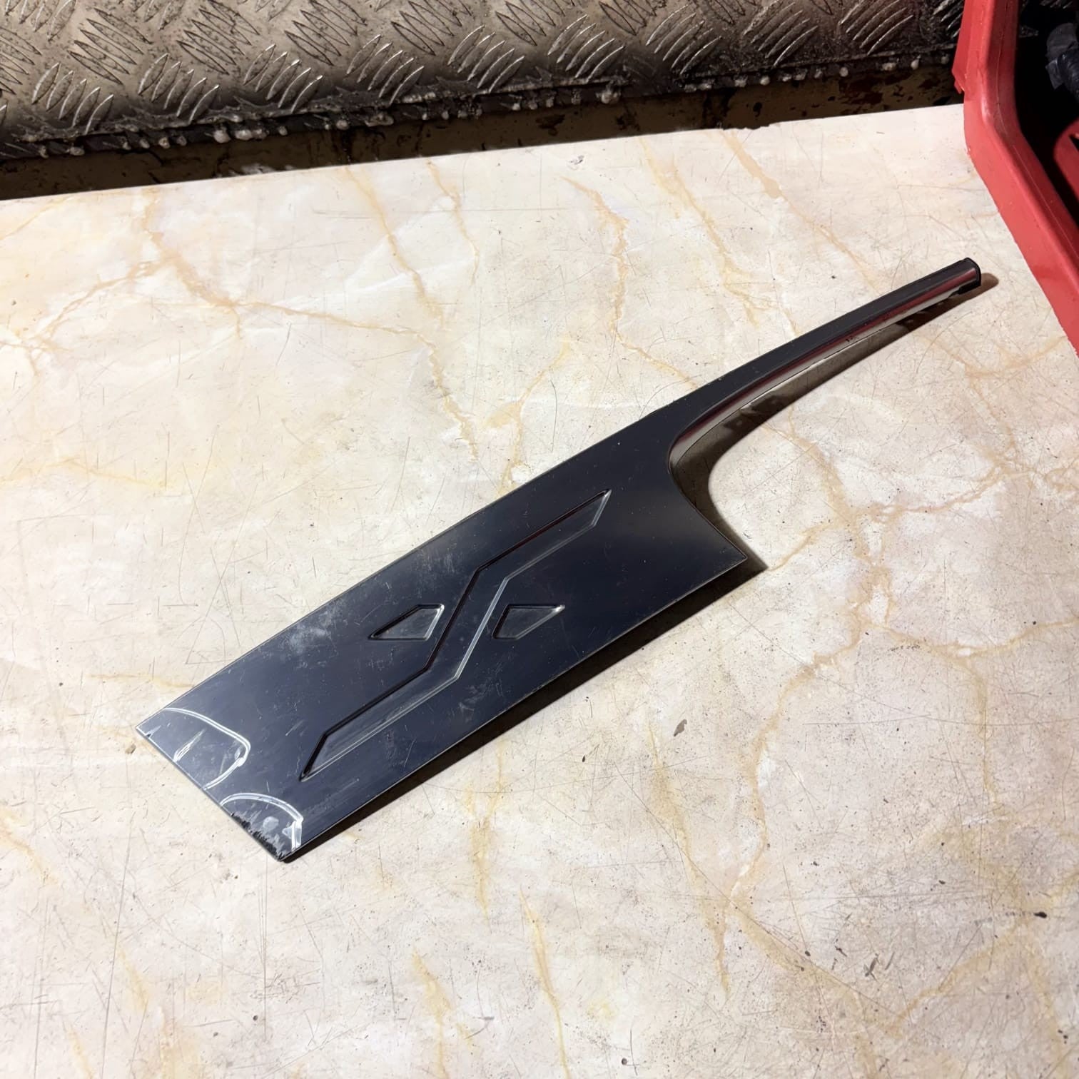 2013 MK1 SEAT ARONA PASSENGER REAR QUARTER MOULDING TRIM 6F9853377D