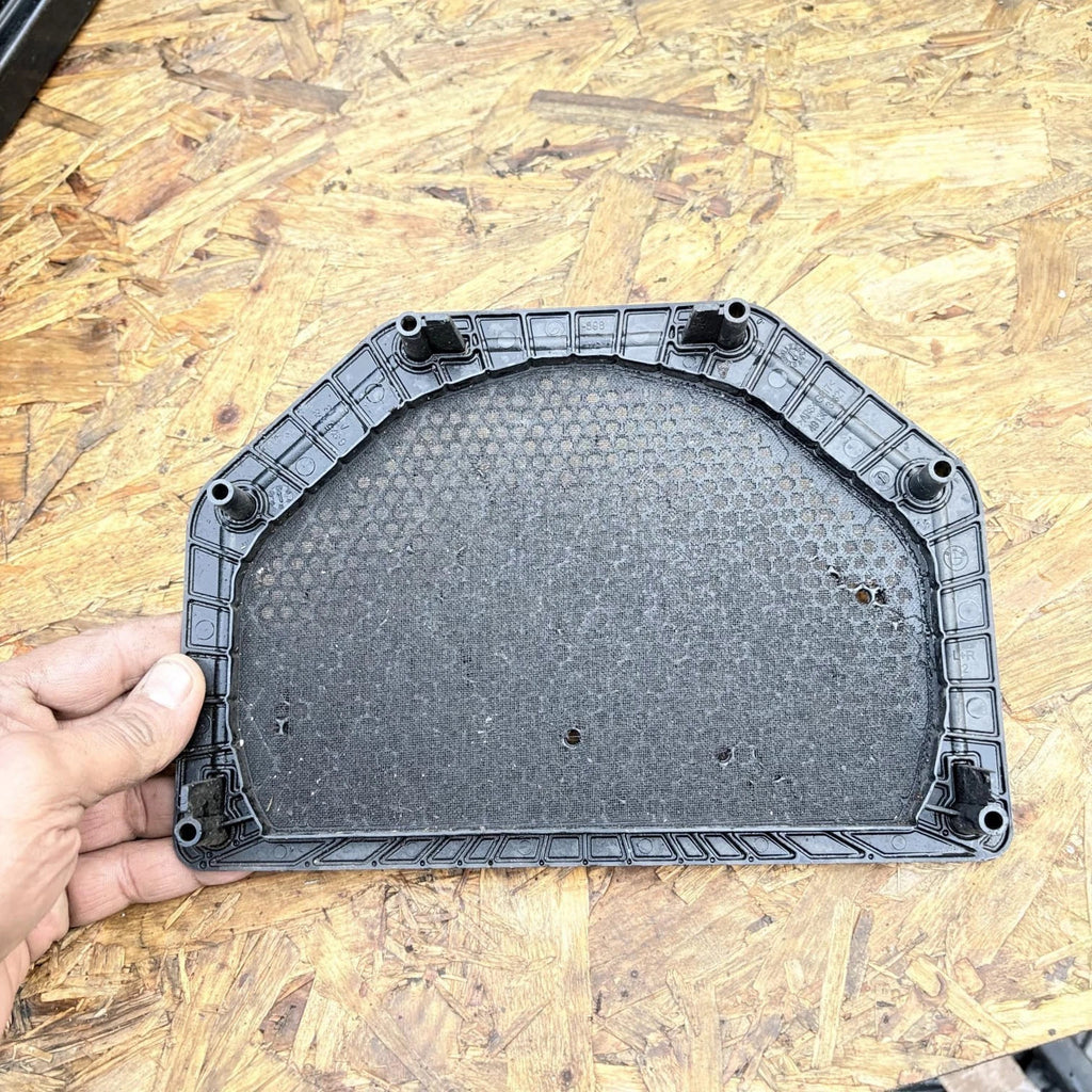 BMW 1 E81 E87 Underseat Subwoofer Speaker Trim Cover Passenger Front 4913631821