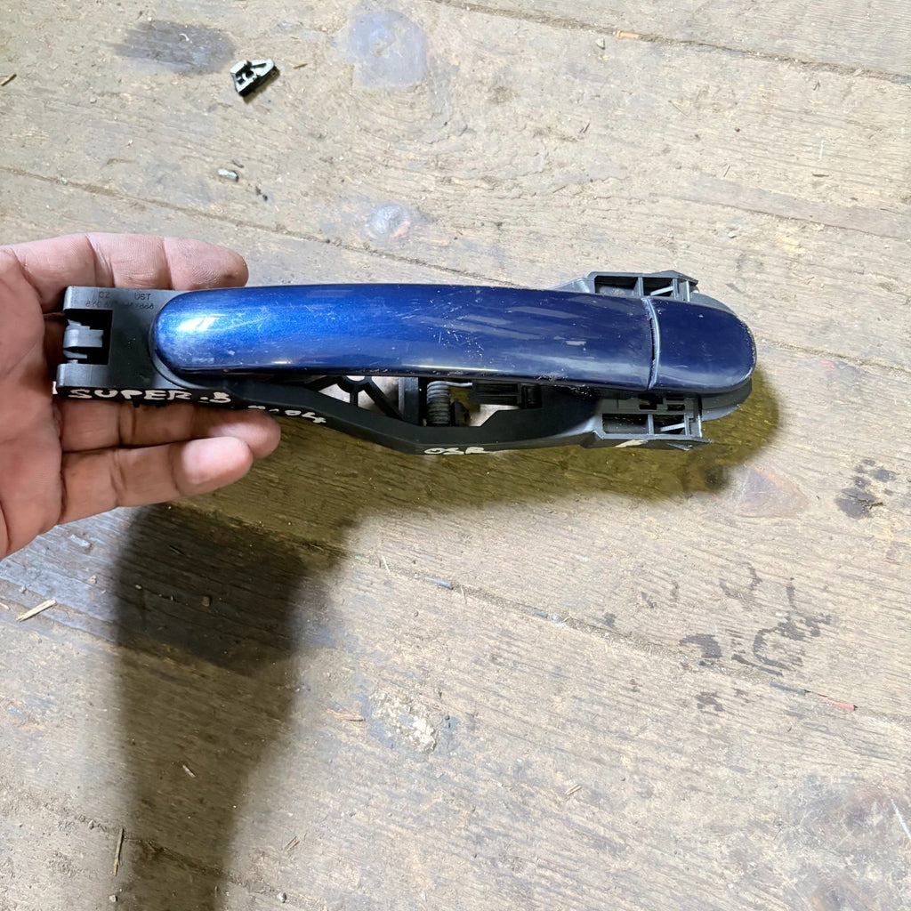 2001-2008 SKODA SUPERB EXTERIOR DOOR HANDLE REAR RIGHT SIDE