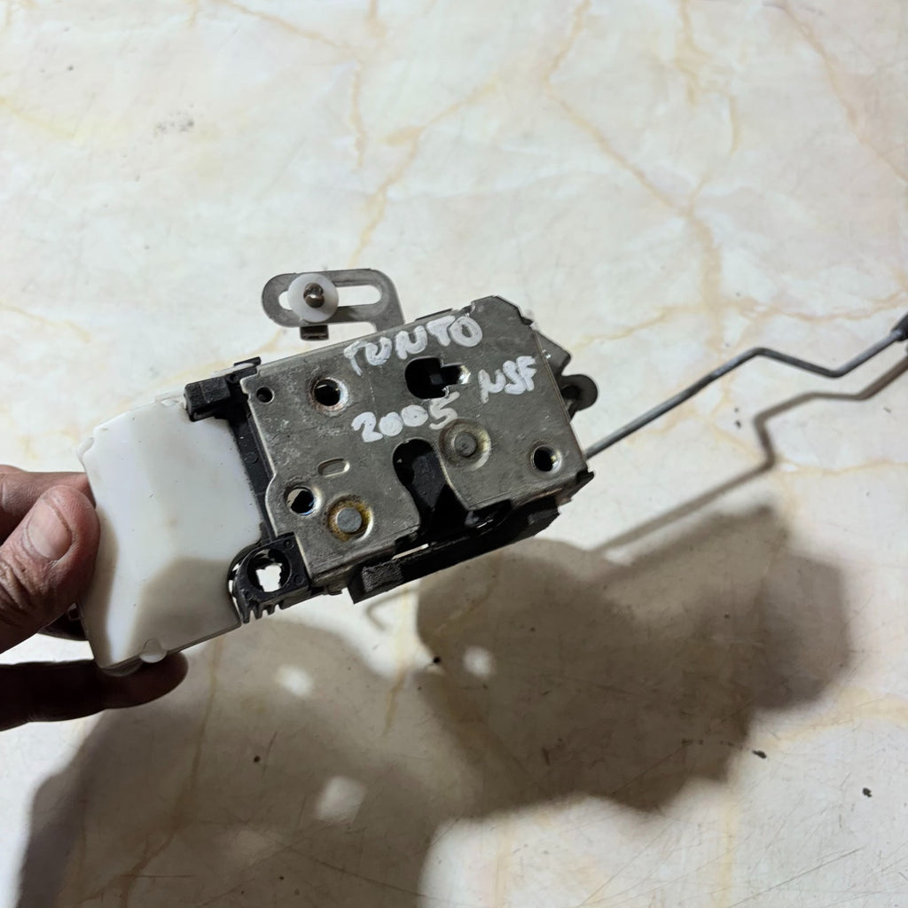 FIAT PUNTO GRANDE 2005-2010 FRONT LEFT NSF DOOR LOCK LATCH MECHANISM