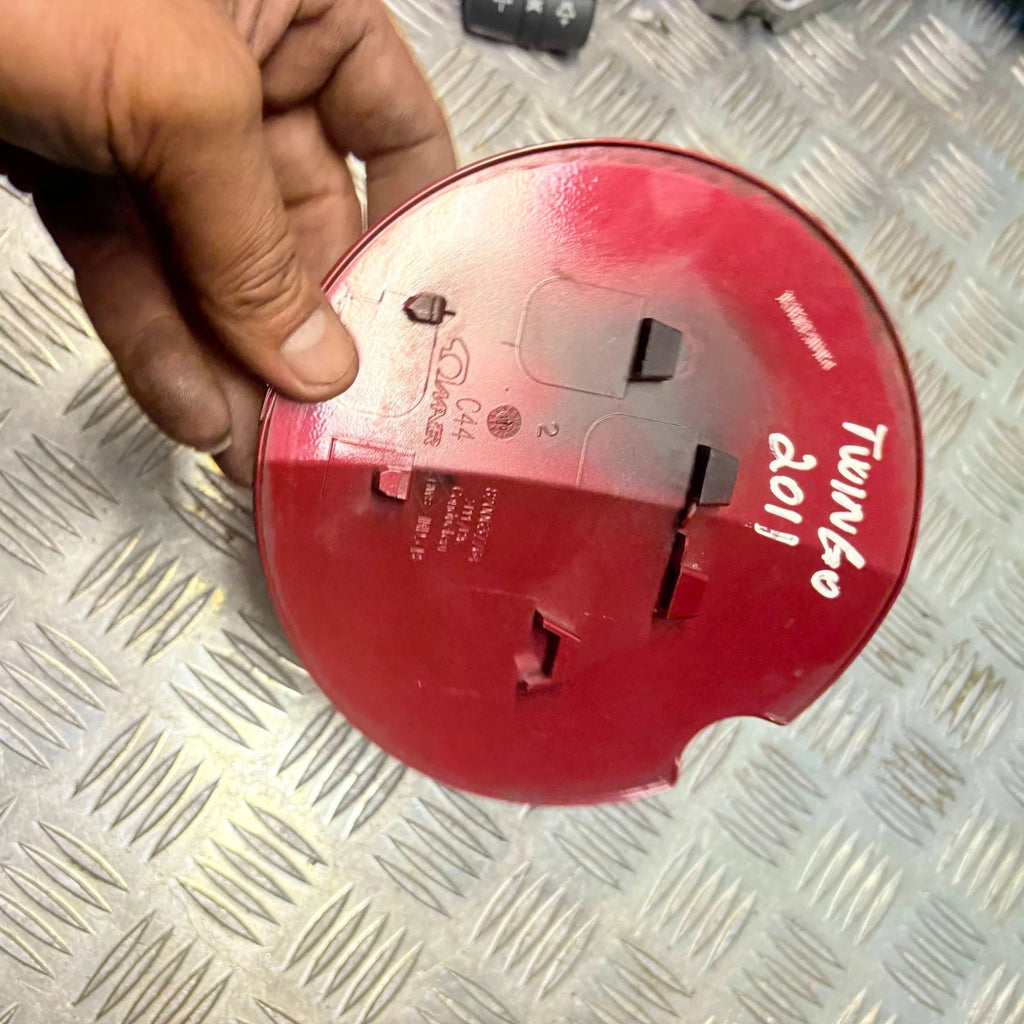 Renault Twingo II 2007-2014 Fuel Filler Flap Cover Door Red 8200637764