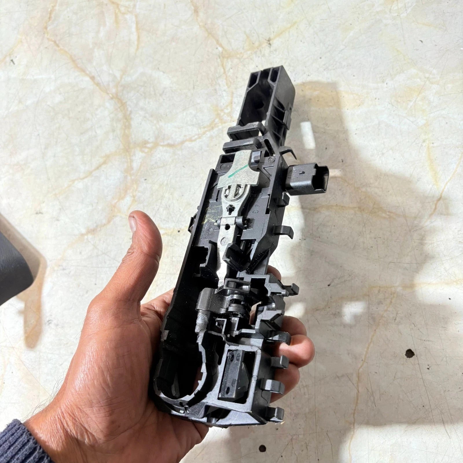 Renault Megane, II 2002-2008 Door Handle Bracket Exterior - REAR RIGHT