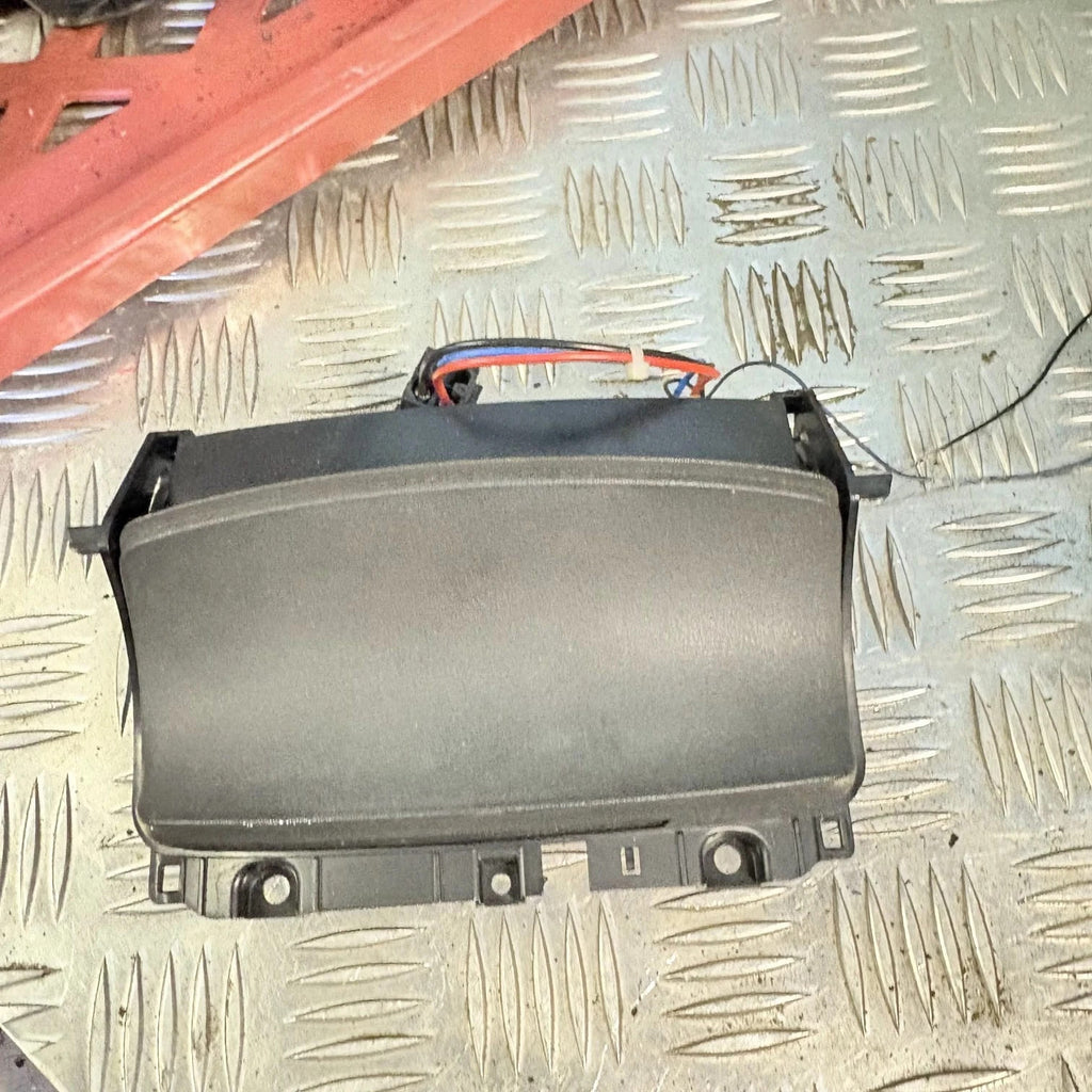 VW Lupo 1999-2006 / Polo 6N2 2000-2002 Centre Console Ashtray 12V 6X0857309B