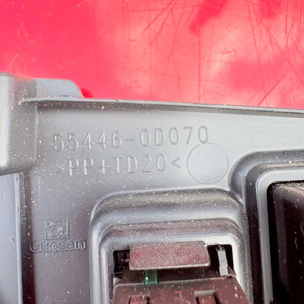 2014 TOYOTA YARIS Hybrid WING MIRROR START SWITCHES 55446-0D070