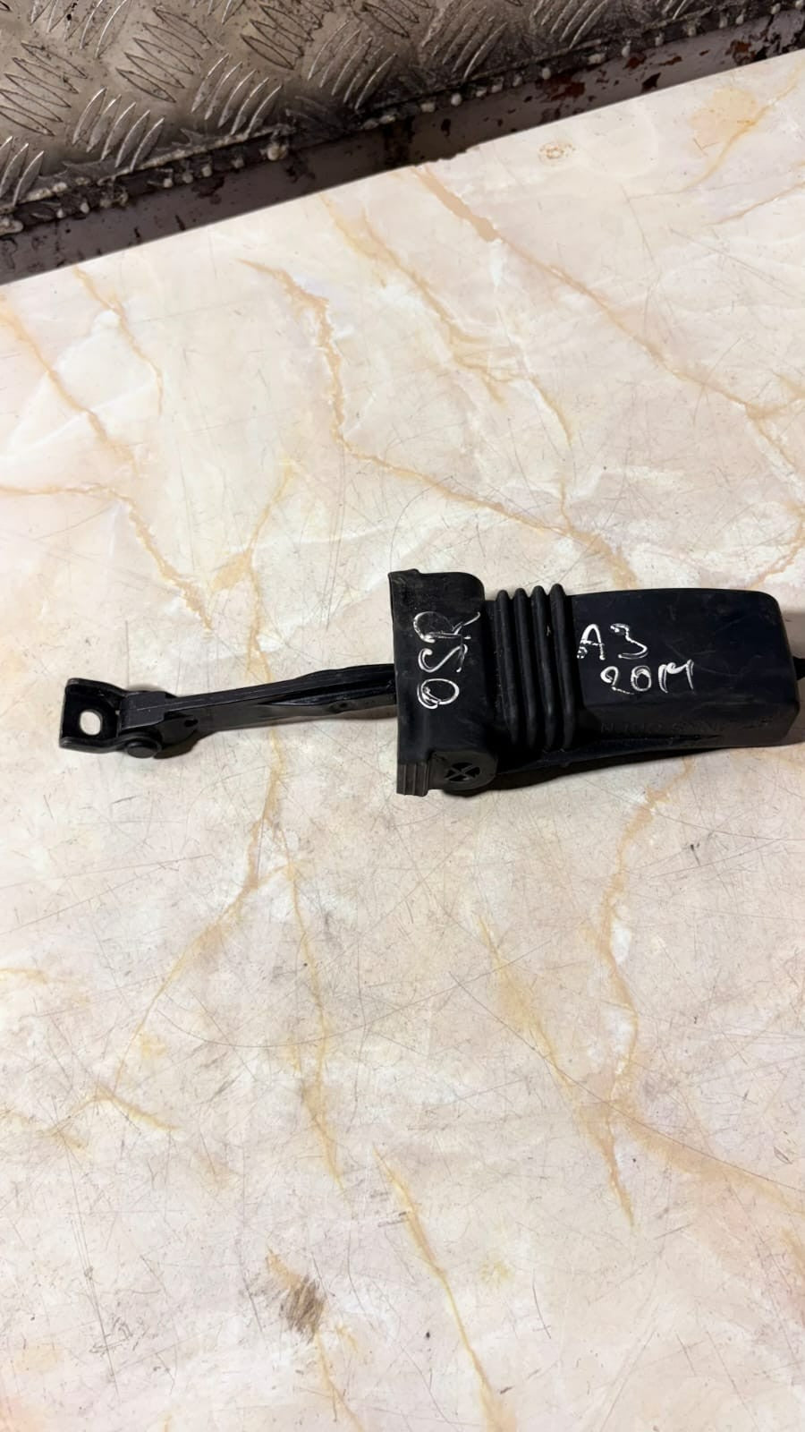 AUDI A3 2014 DRIVER REAR RIGHT DOOR CHECK STRAP 8V4839249A 8V4839267