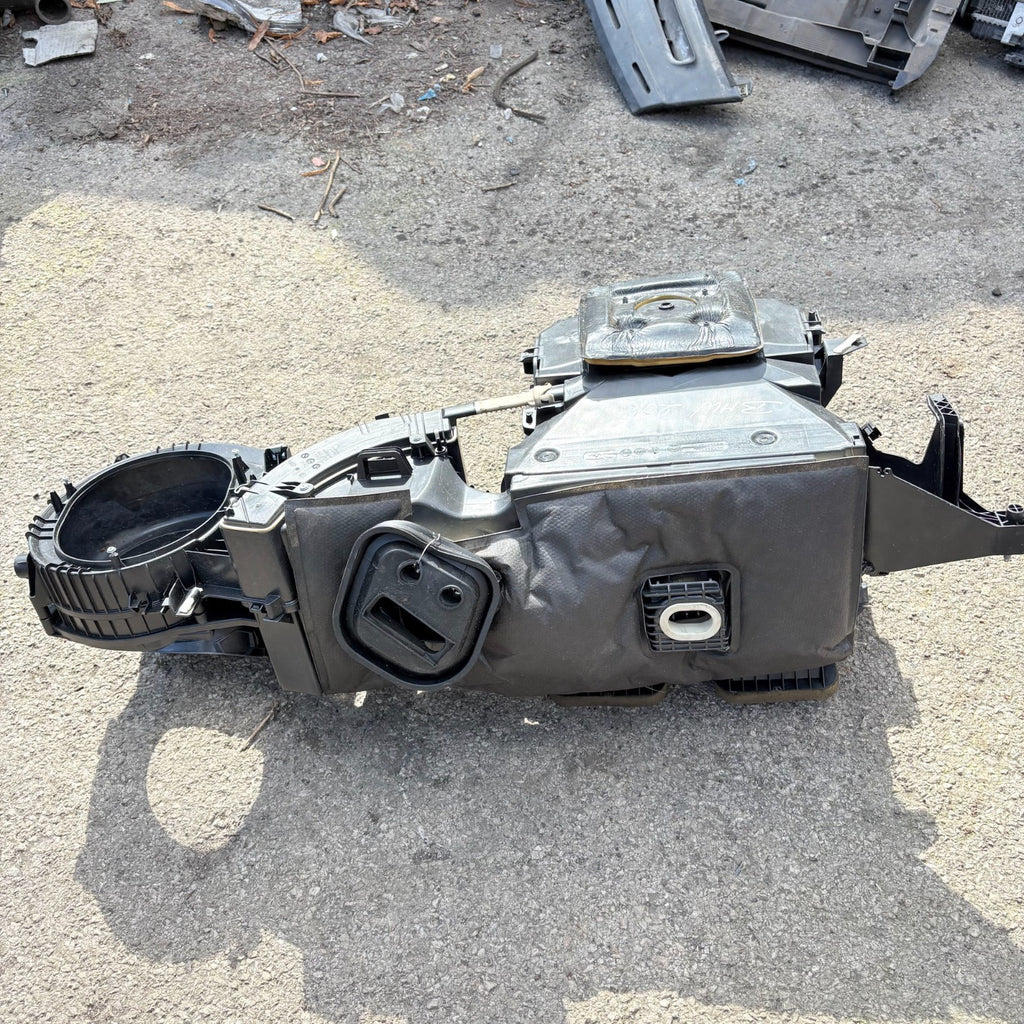 2014-2019 BMW 4 SERIES F32 HEATER MATRIX BOX T1013122B GEUINE