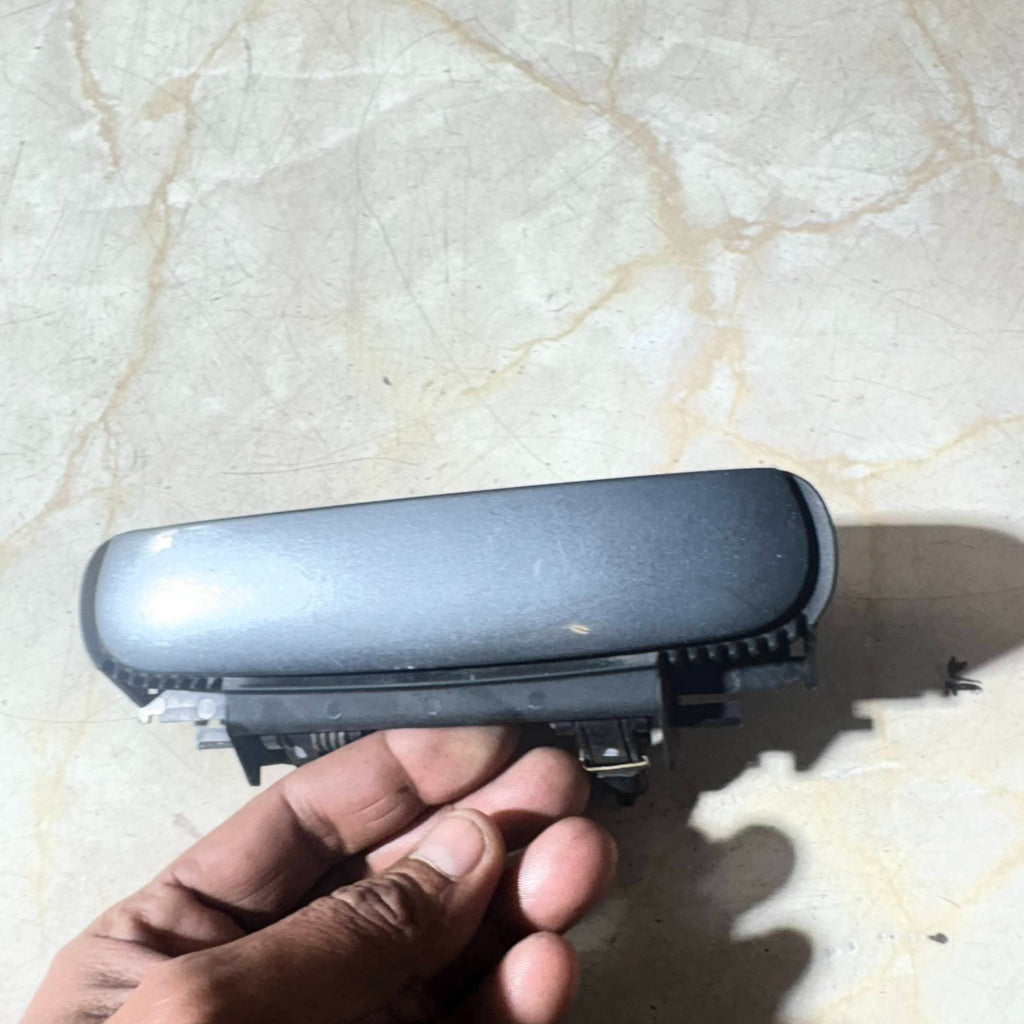AUDI A6 RIGHT REAR OUTER DOOR HANDLE GREY