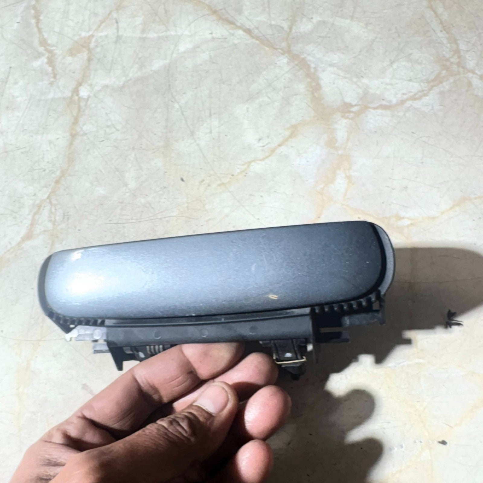 AUDI A6 RIGHT REAR OUTER DOOR HANDLE GREY