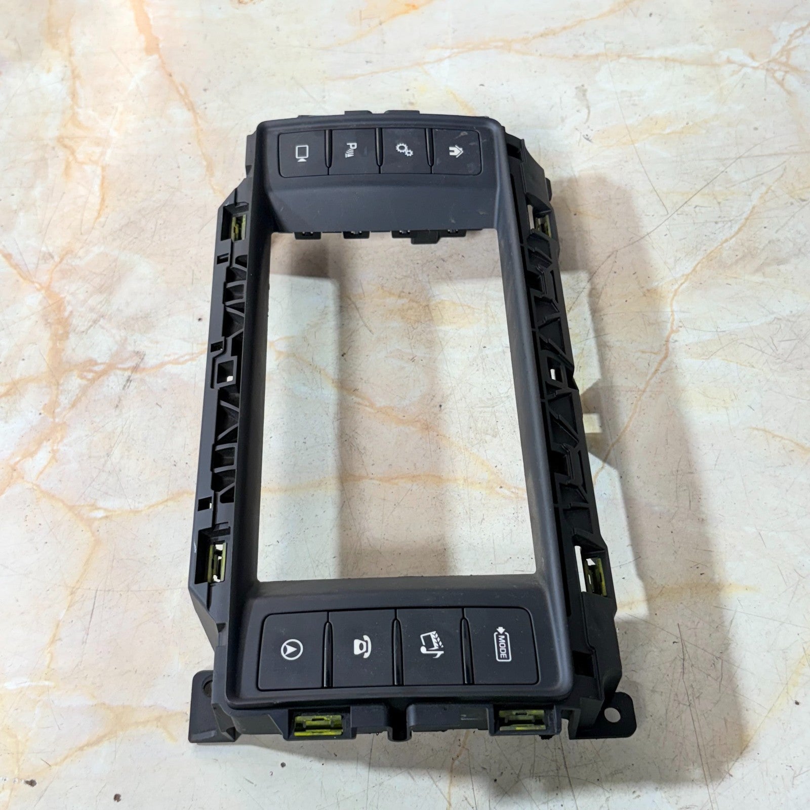 Jaguar XE F-Pace 2017-2018 Sat Nav Surround Switch Panel GX73-19F211-PB T2H3575