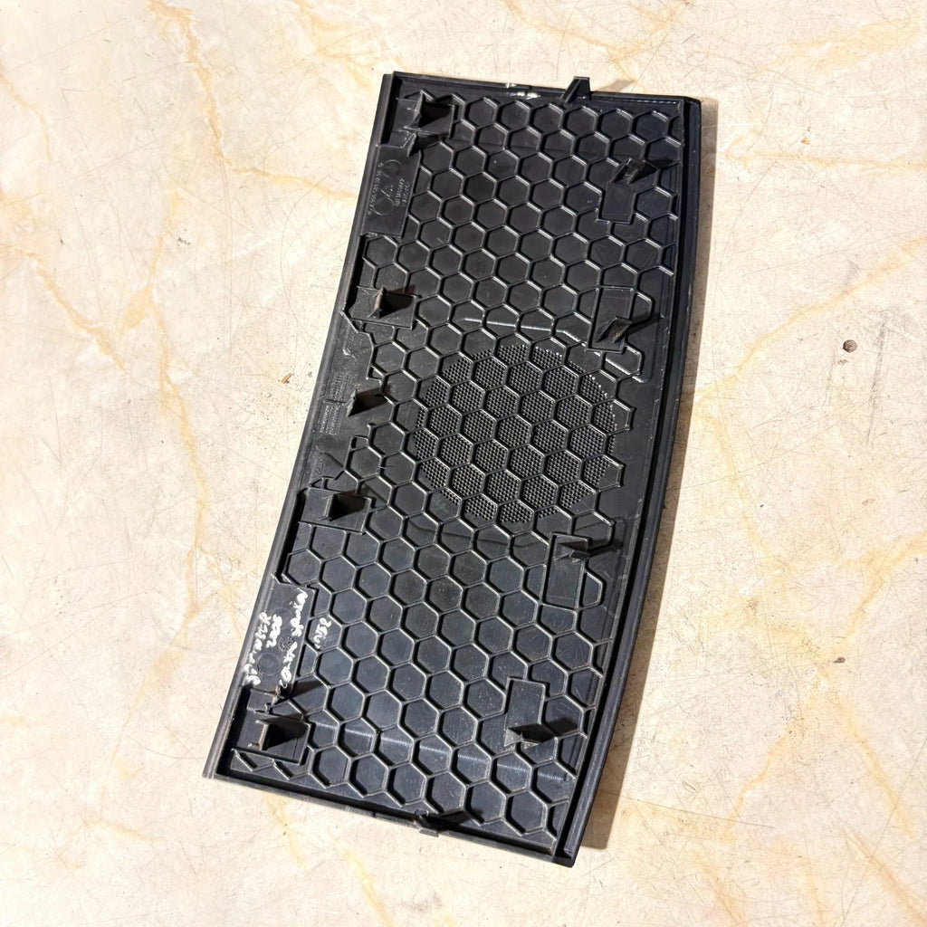 Mercedes Sprinter W906 06-18 VW Crafter 06-16 Dash Speaker Grille A9066890208