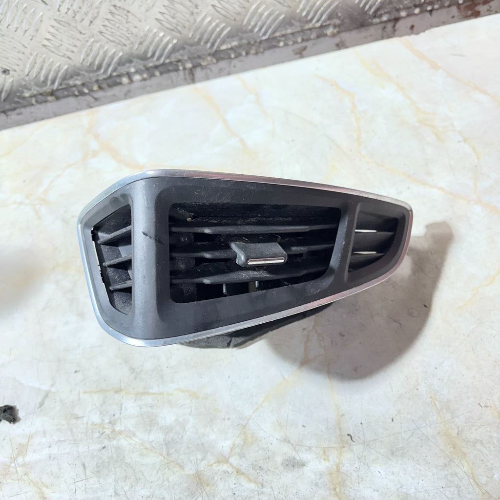 FORD FOCUS MK3 DASH AIR VENT PASSENGER FRONT LEFT SIDE 2010-2018
