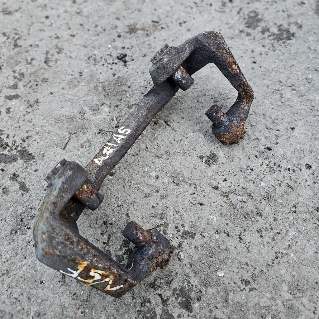 Audi A5 8T Coupe 08-11 Front Left Brake Caliper Carrier Bracket 320mm 8K0615125