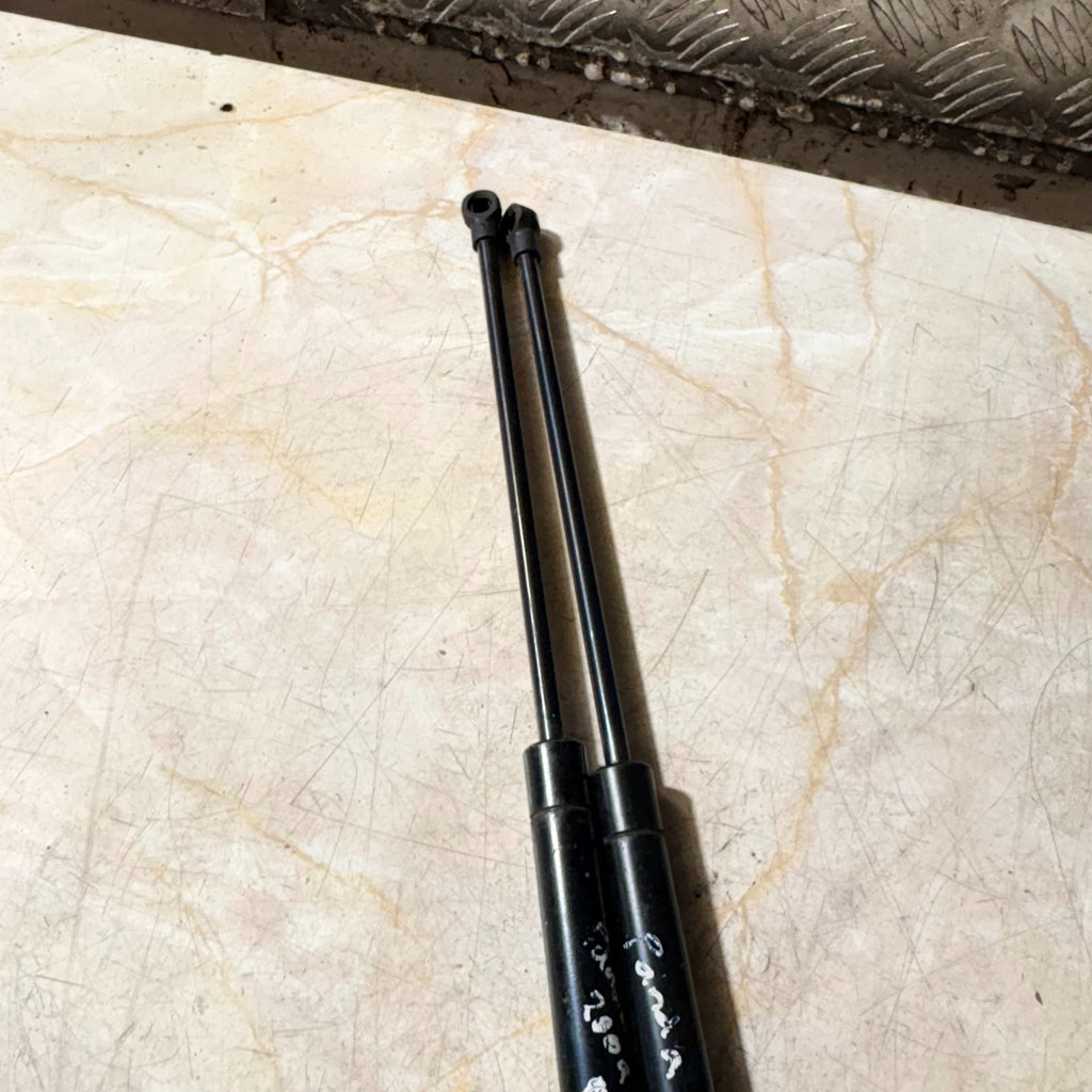 Fiat Panda 169 2003-2012 Tailgate Boot Gas Struts Lift Supports Pair L/R