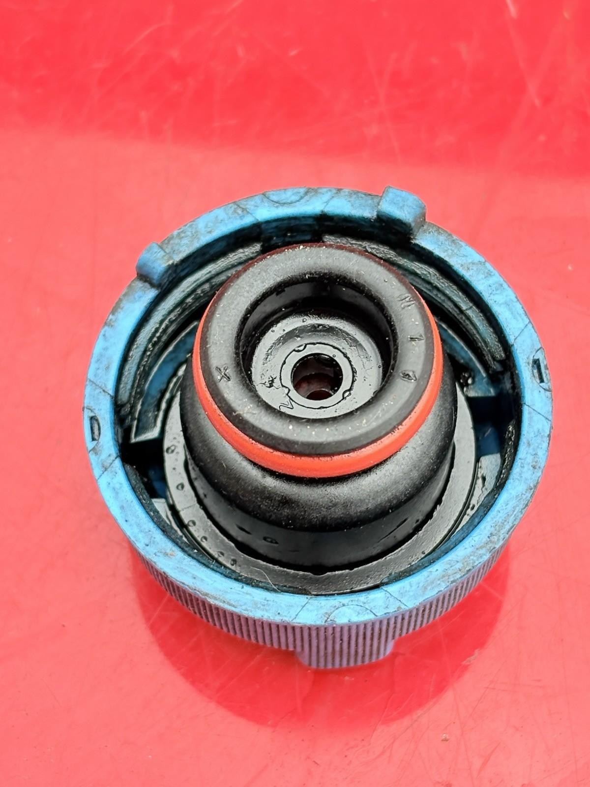 BGA Coolant Bottle Cap For Citroen Relay 2.2 e-HDI 130 05/14-04/20