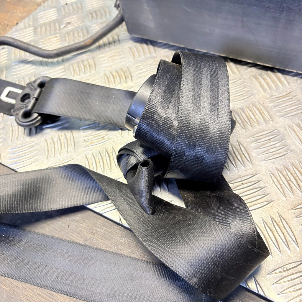 VOLKSWAGEN FOX 2009 SEAT BELT-DRIVER REAR RIGHT 608708700