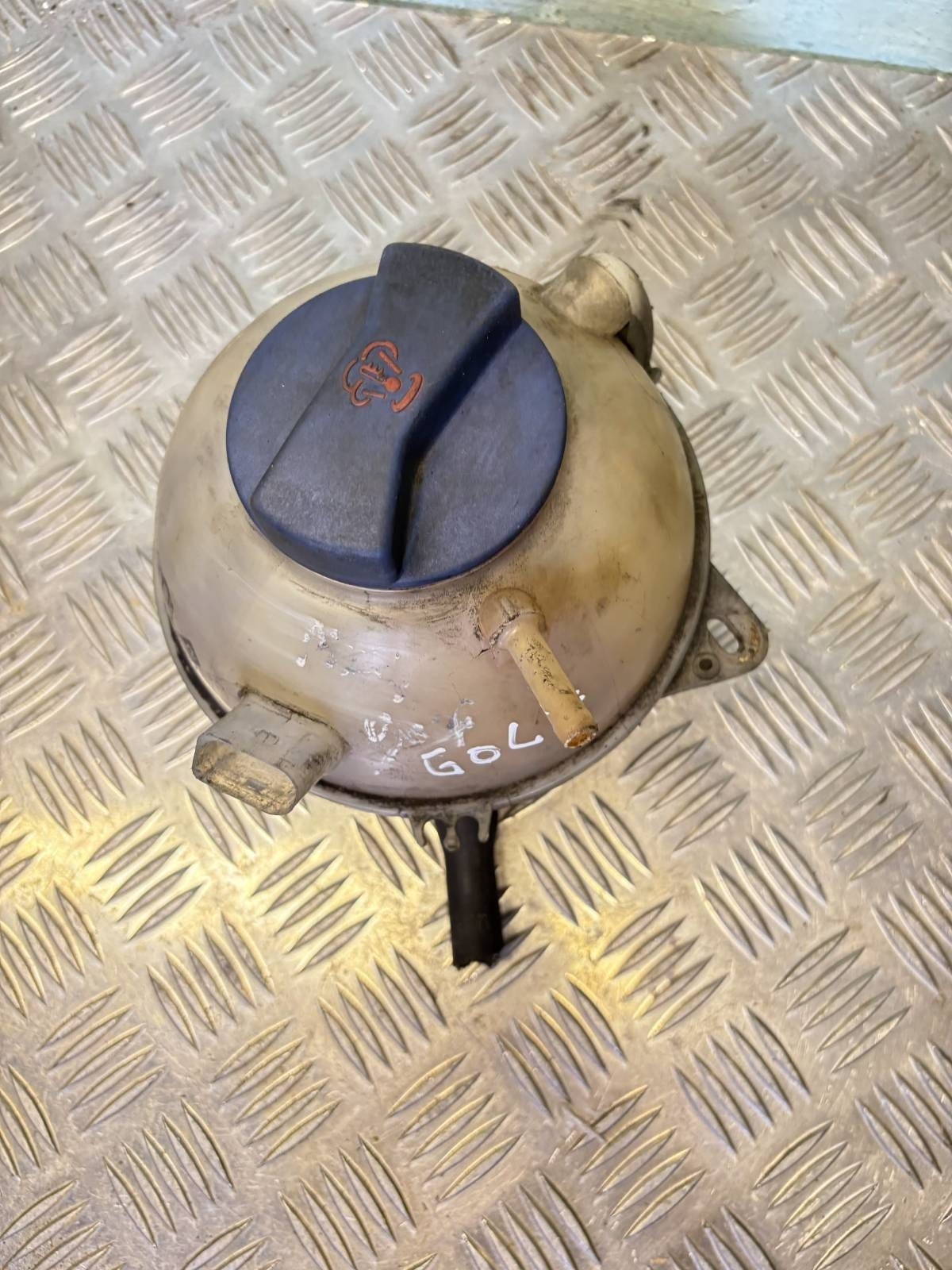 VOLKSWAGEN GOLF MK4 COOLANT EXPANSION BOTTLE/RESERVOIR zsb1j0121403b
