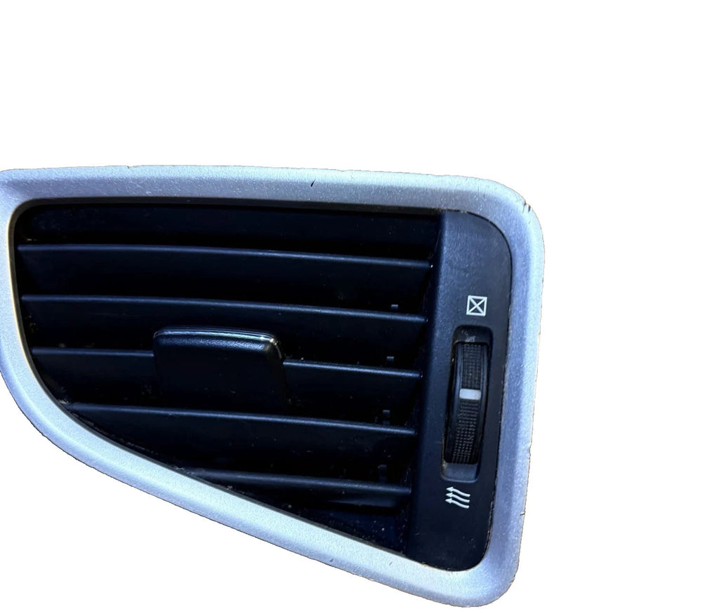 SUZUKI SX4S-CROSS MOTION BJET MHEV 1.4 PET DASHBOARD AIR VENT73630-61M00 NSF2015