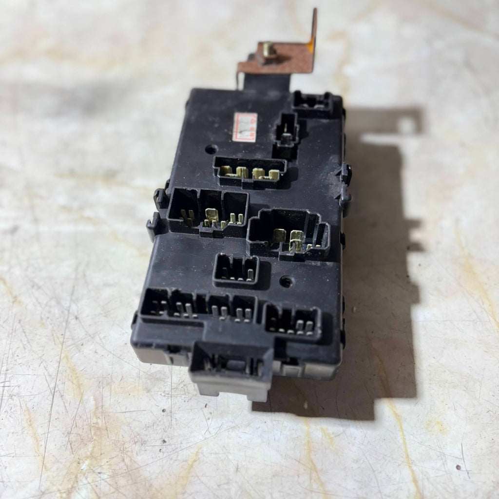 Daihatsu Fuse box 82600-87411 2000-2006