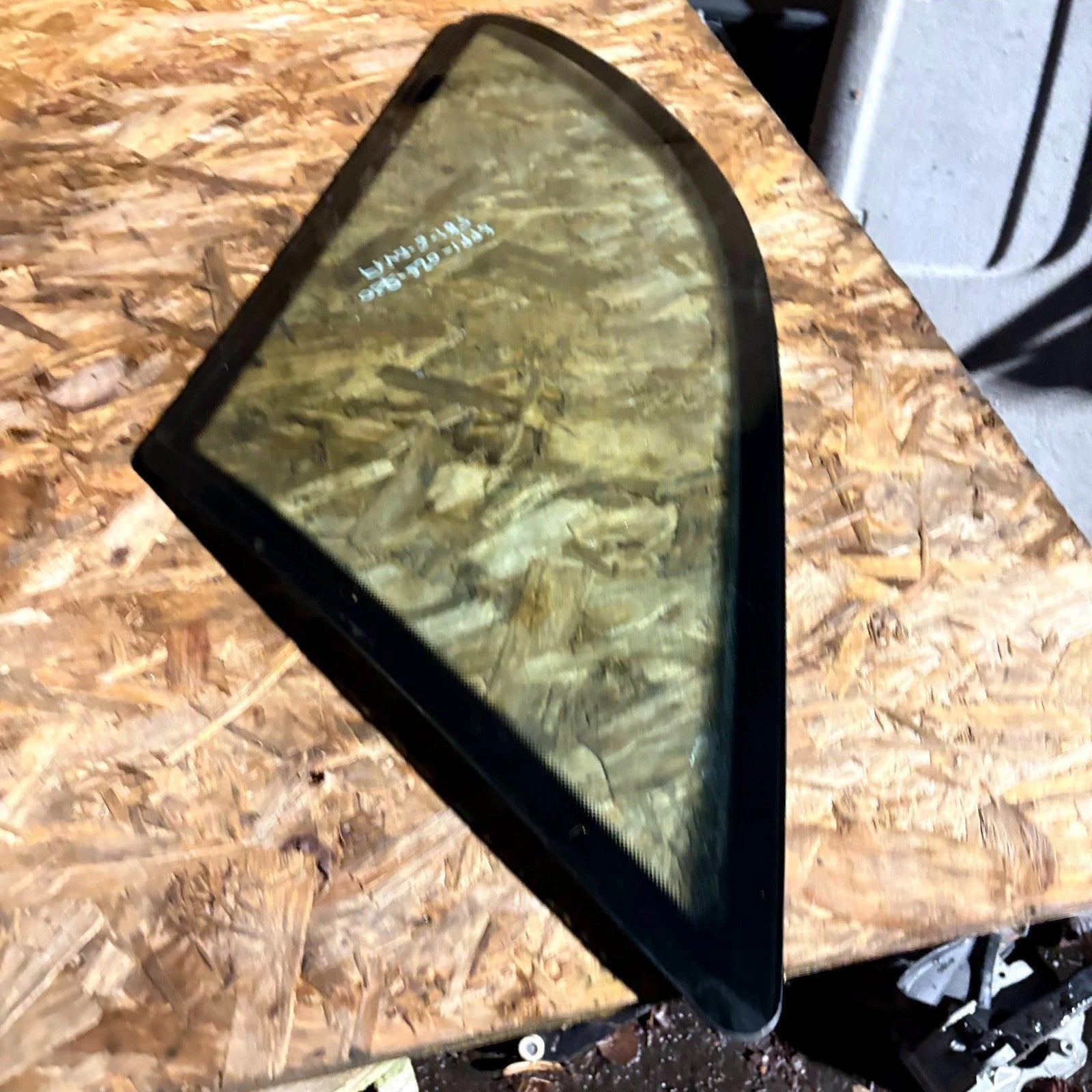 Mercedes C-Class W202 1993-2000 Right Rear Quarter Window Glass