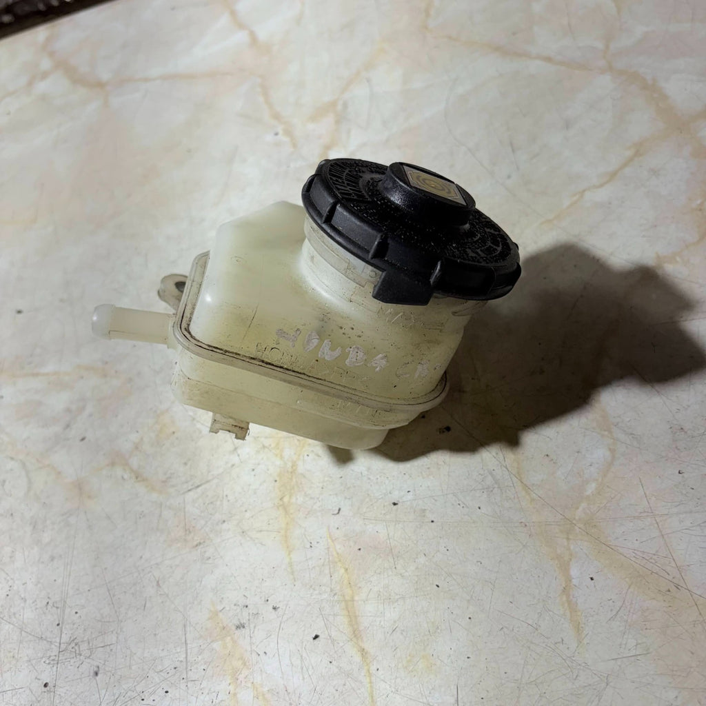 Honda CR-Z CRZ 2011 Master Brake Cylinder