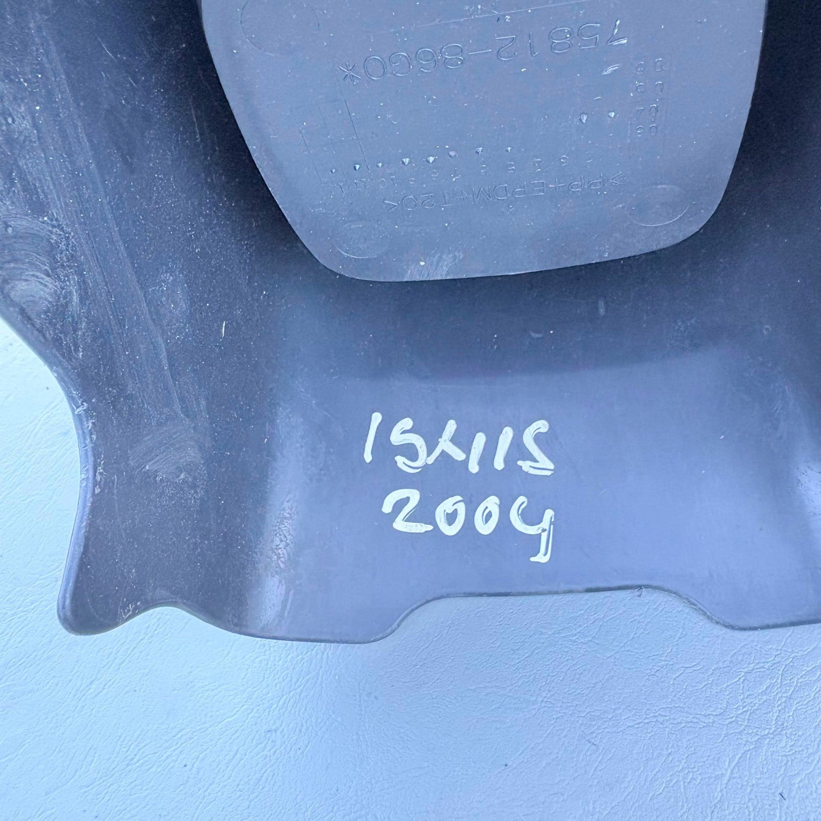 Suzuki Ignis Mk2 1.3 DDiS 5 Door 2003-2007 Rear Tunnel Console 75812-86G0