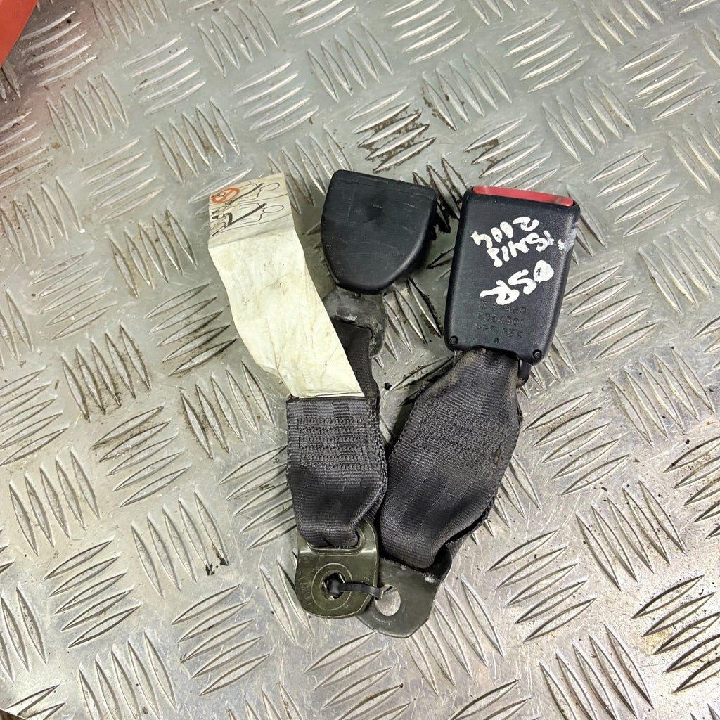 2000-2004 SUZUKI IGNIS REAR RIGHT SEAT BELT BUCKLES E034501