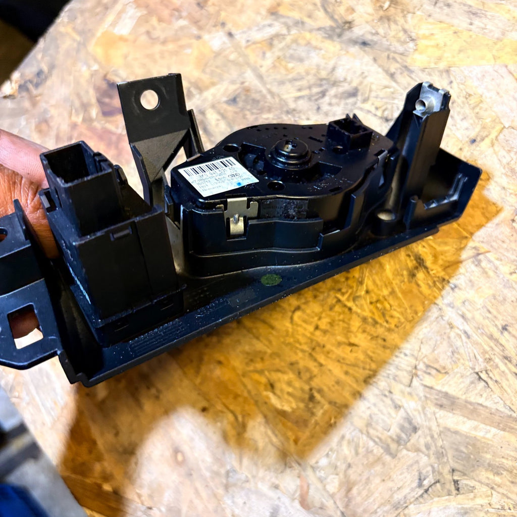 Audi A4 2014 Convertible 8F7 Headlight Switch 8K0941531AS