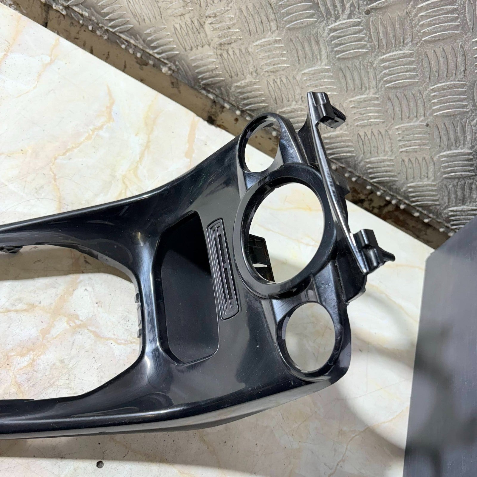 FORD FIESTA 08-16 CENTRE CONSOLE GEAR SURROUND HEATER CONTROLS PANEL 08956-000