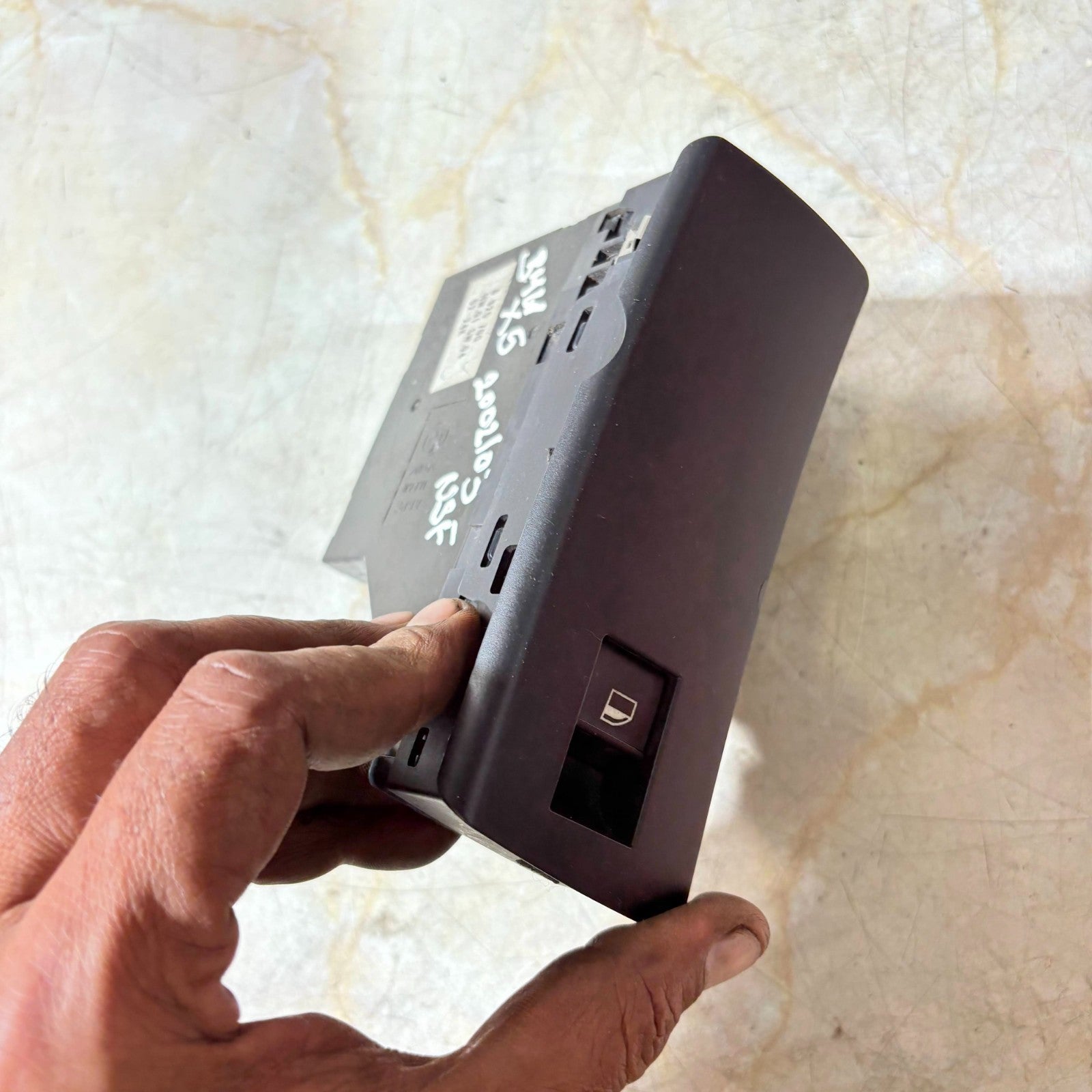 BMW X5 2002-2003 E53 6952700 Left Paasenger Side Electric Window Switch
