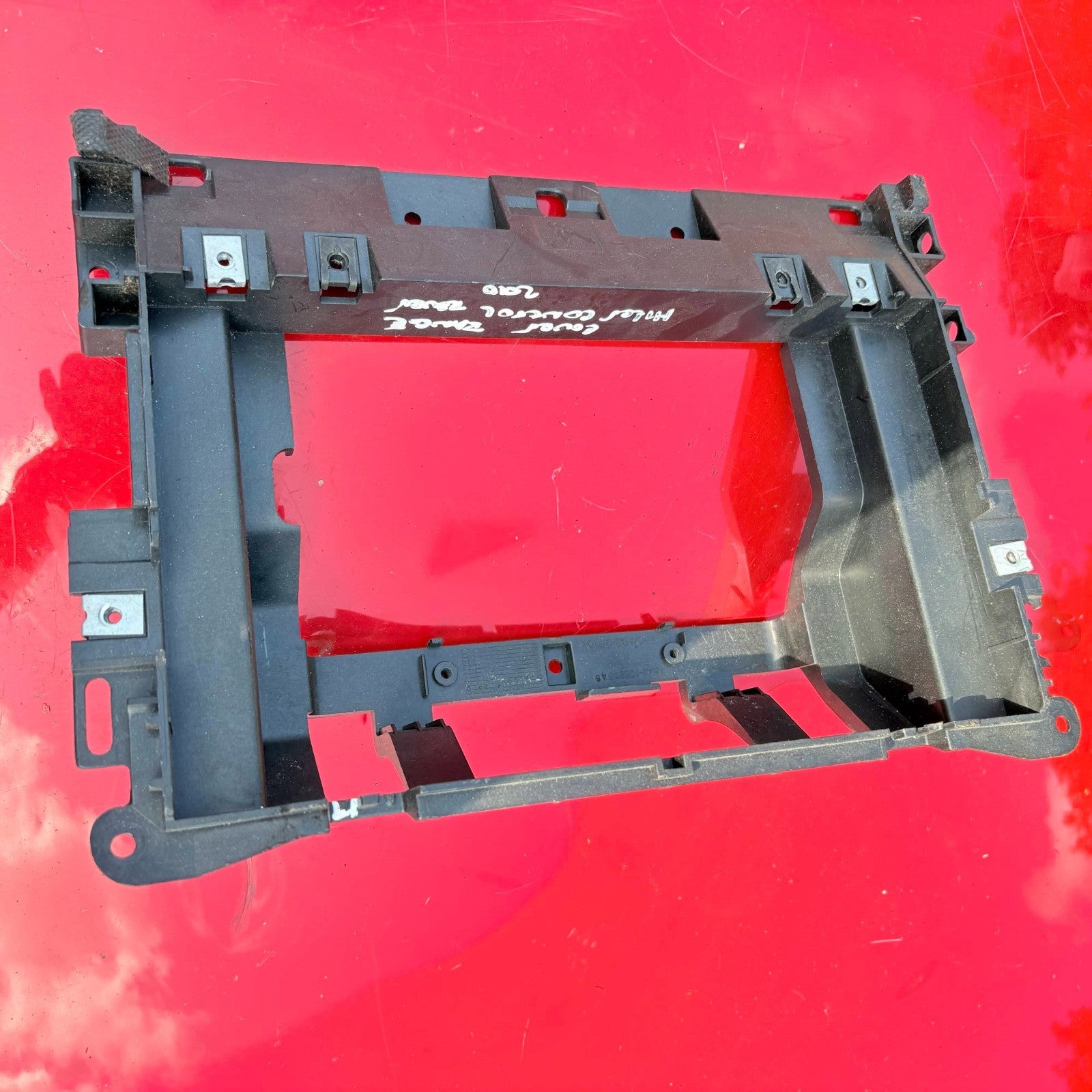 Range Rover L322 2006-2012 Climate Control Mounting Bracket AH42-10B838-AB