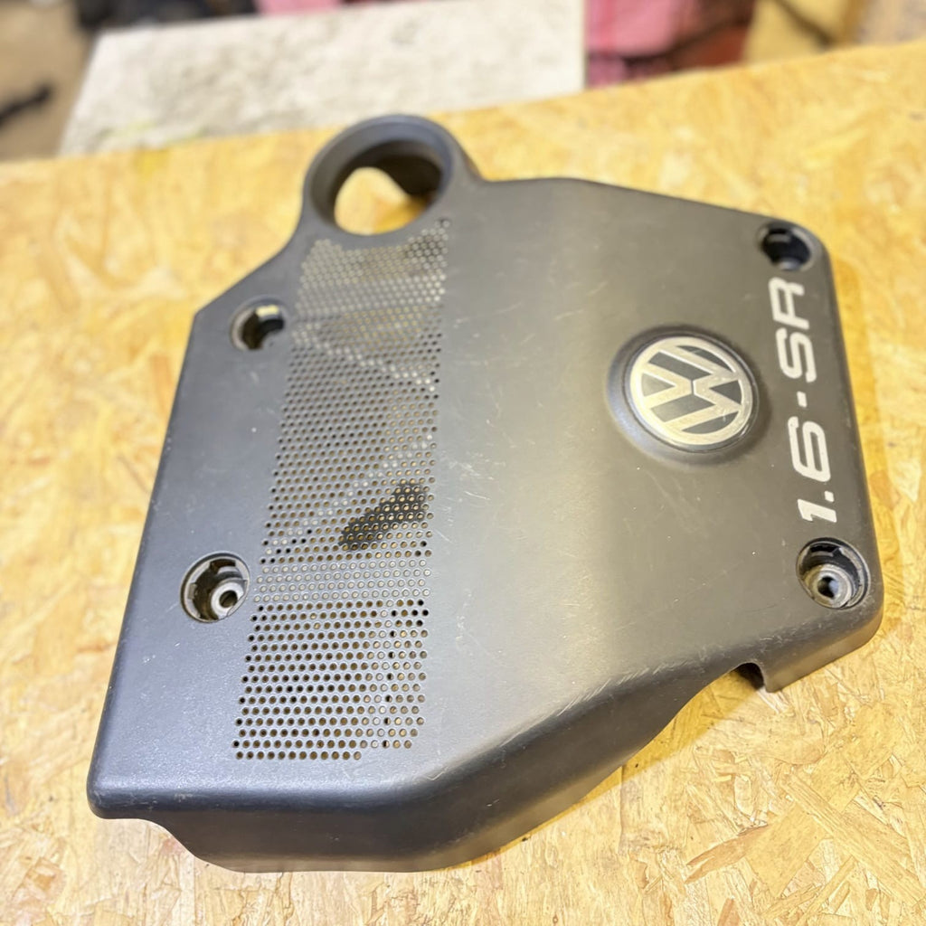 VW GOLF ENGINE COVER 1600B 16V 06A103925AC