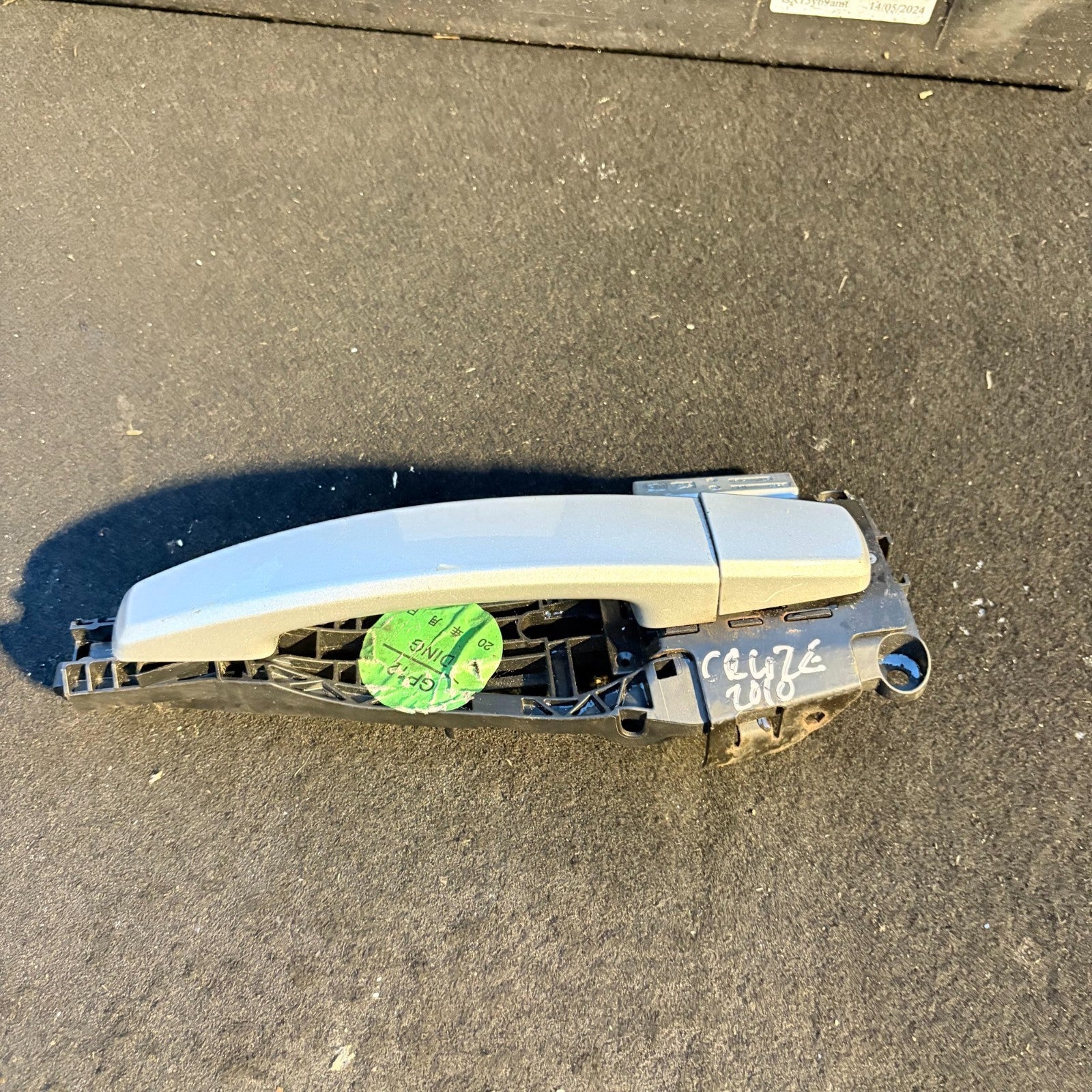 Chevrolet Cruze Exterior Door Handle Passenger Rear Left 2010