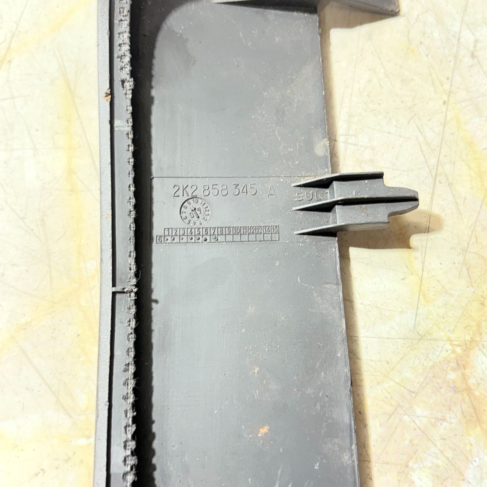 VW CADDY III Steering Mechanism Upper Trim 2K2858345A