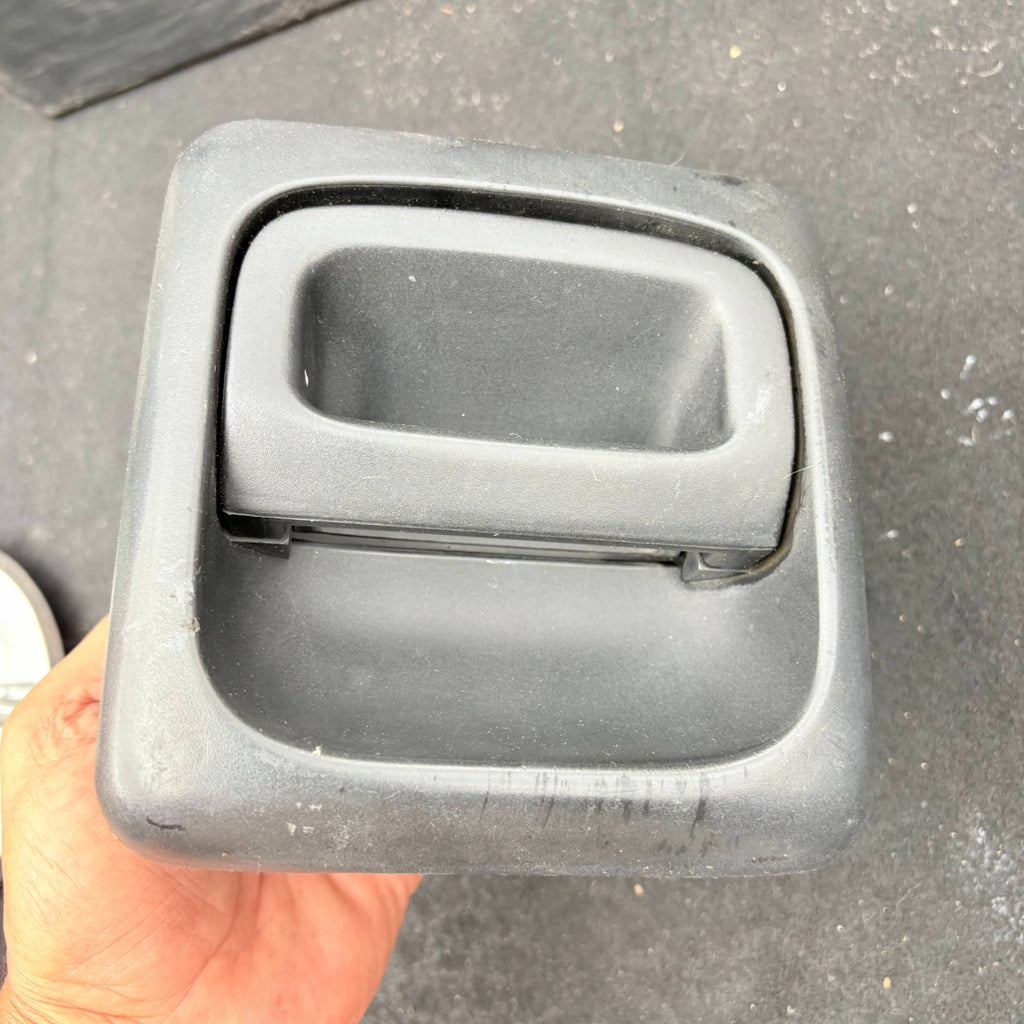 JUMPER 2004 DRIVER SIDE RIGHT FRONT EXTERIOR DOOR HANDLE 1304175070