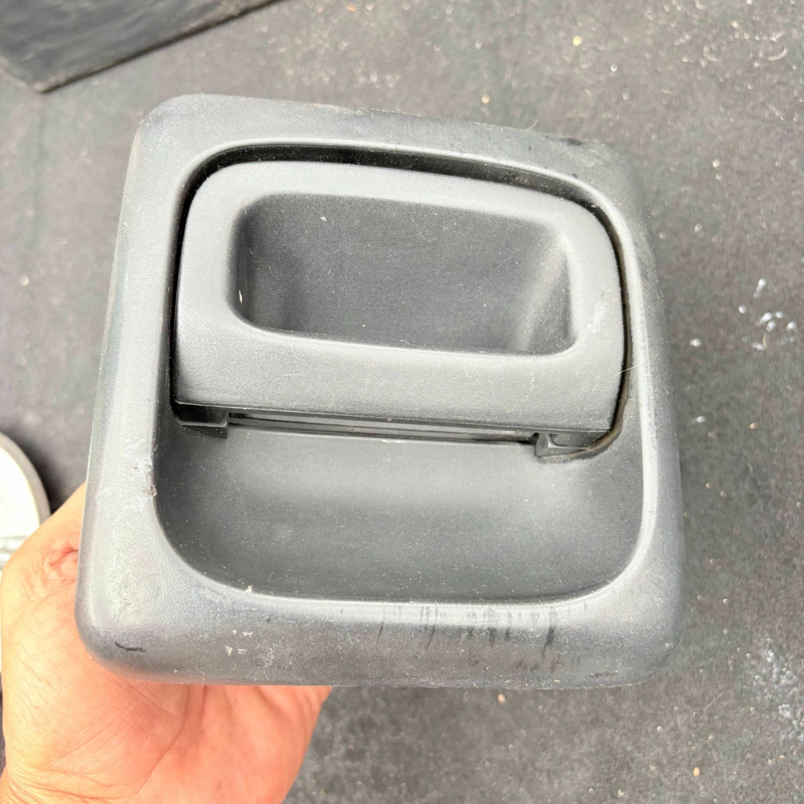 JUMPER 2004 DRIVER SIDE RIGHT FRONT EXTERIOR DOOR HANDLE 1304175070