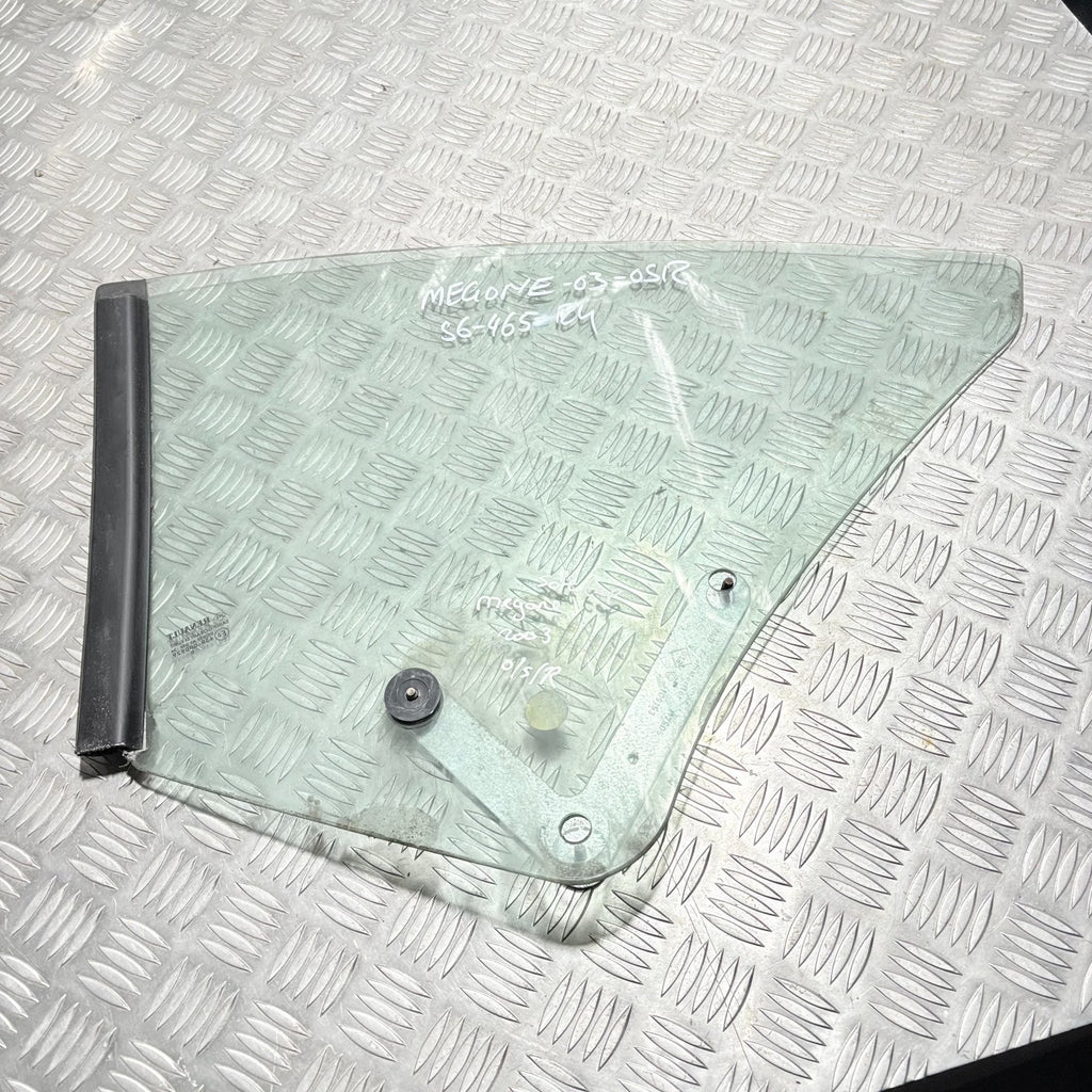 Renault Megane CONVERTIBLE Mk2 03-09 5 Door Rear Right OSR Door Window Glass
