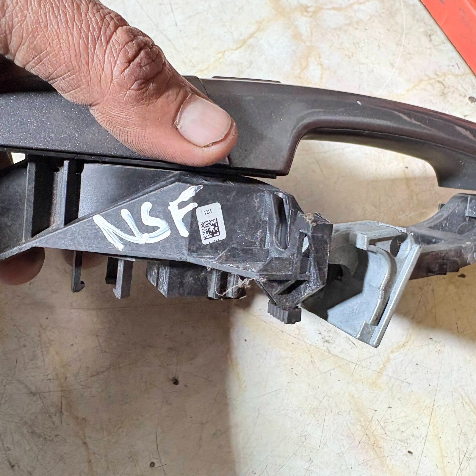 RANGE ROVER SPORT L494 FRONT LEFT PASSENGER SIDE DOOR HANDLE DK62-203A29-TD