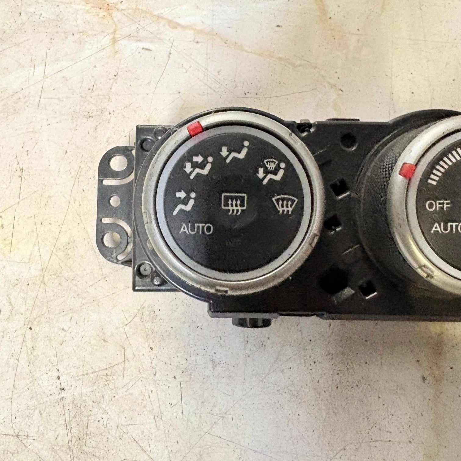 Mitsubishi Outlander 2008-2009 Heater Climate Control Panel Switch AC 7820A082XB
