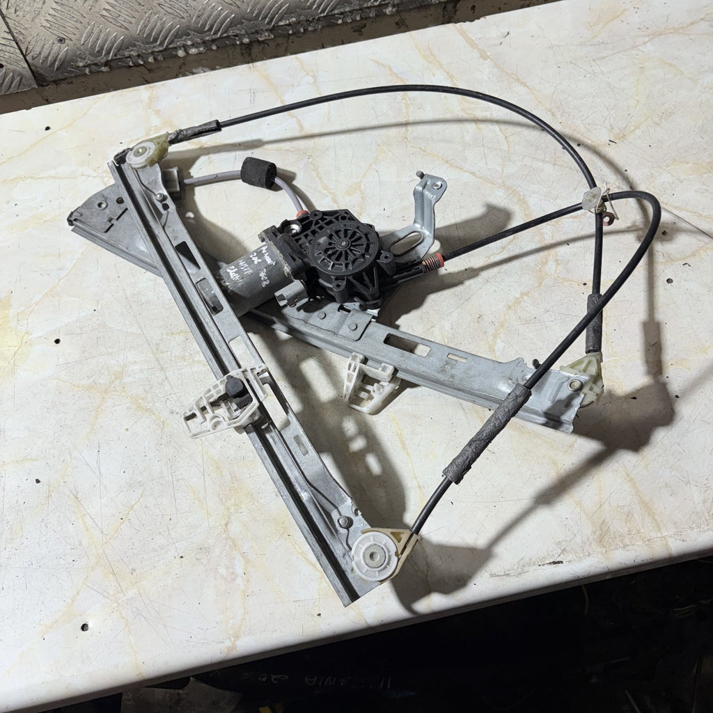 Peugeot 206 2003 Passenger Side Left Front Window RegulatorGenuine