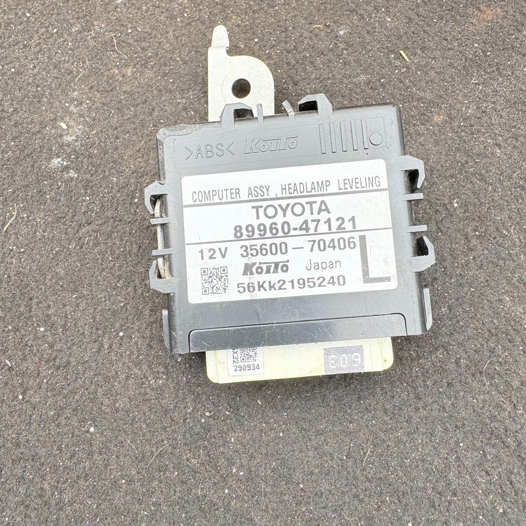 Toyota Prius 2009-2015 Headlight Adjustment Control Unit 8996047121