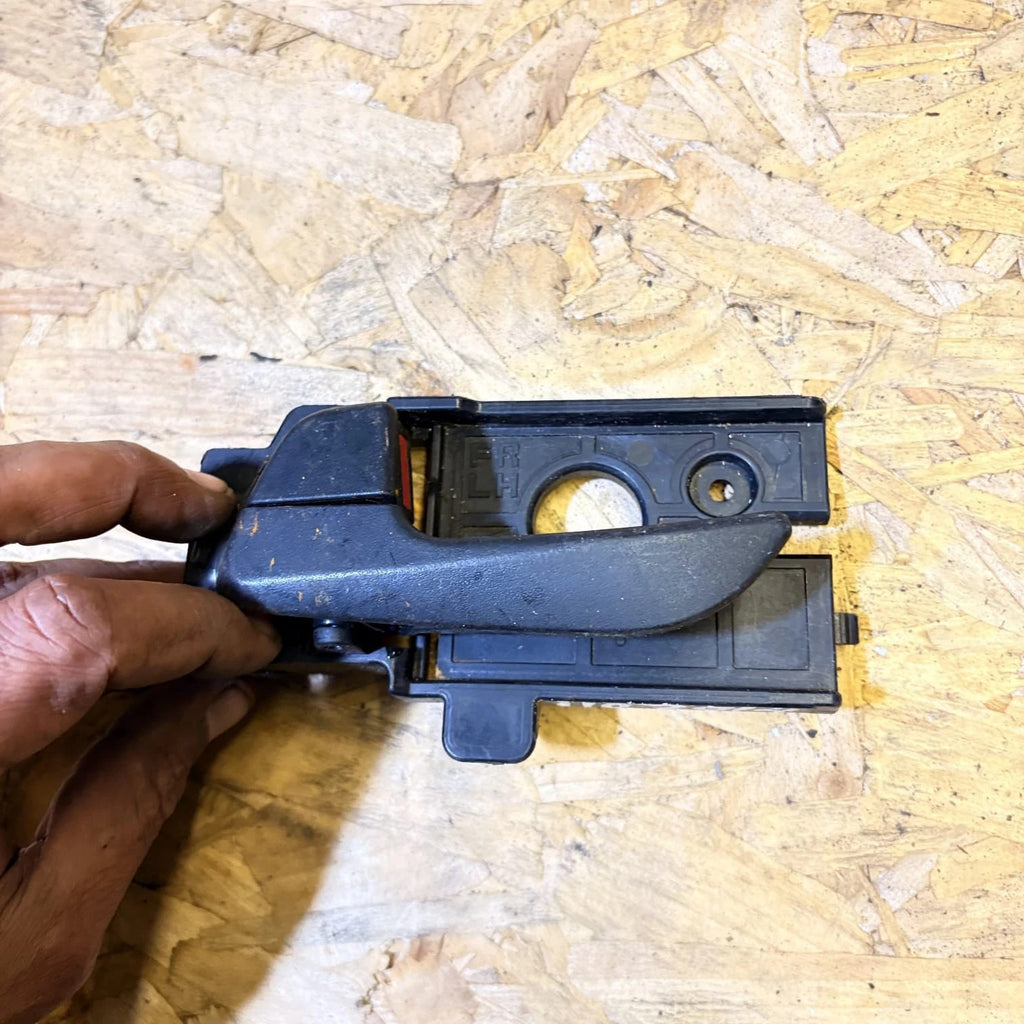 Hyundai i10 IA/BA 2013-2019 Front Left Interior Door Handle 1.0 82610B4010