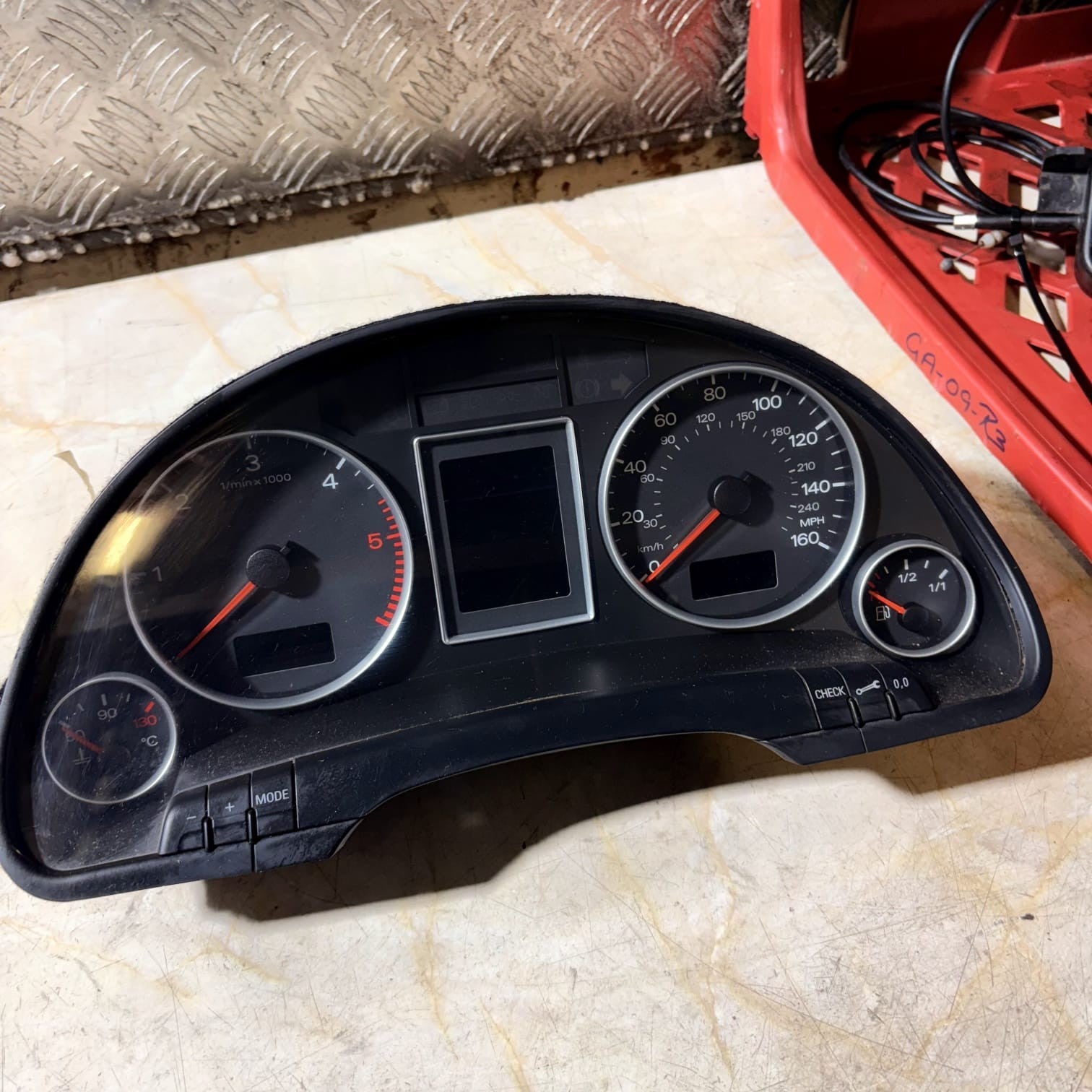 2006 AUDI A4 INSTRUMENT SPEEDOMETER PETROL 0263626092 8E0920951E BLACK