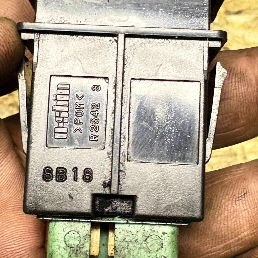 Suzuki Swift Mk2 2005-2010 Fog Light Switch Dashboard Button R2342