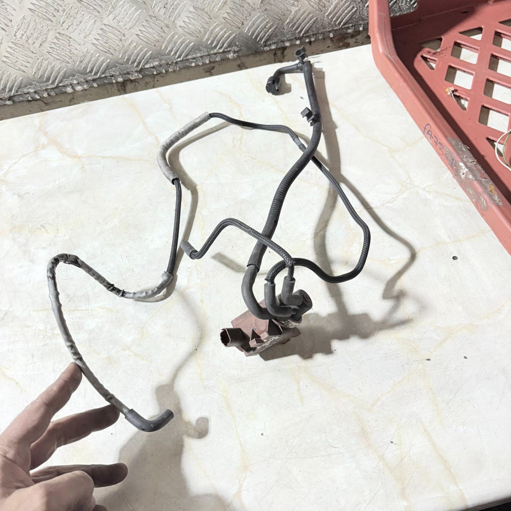 MAZDA 3 2005 VACUUM SOLENOID VALVE AND PIPES