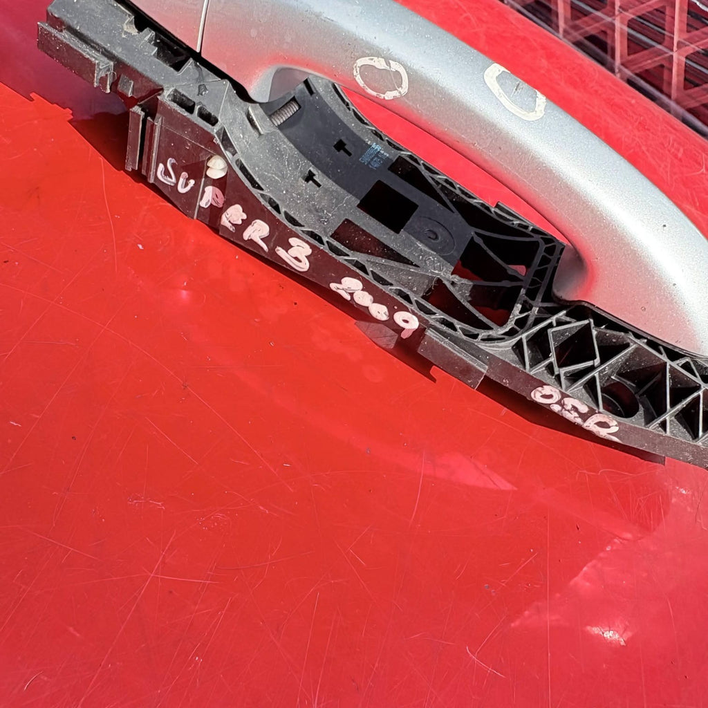 SKODA SUPERB II 3T 2008-2015 OSR Right Rear Outer Door Handle Grey 5N0839885F