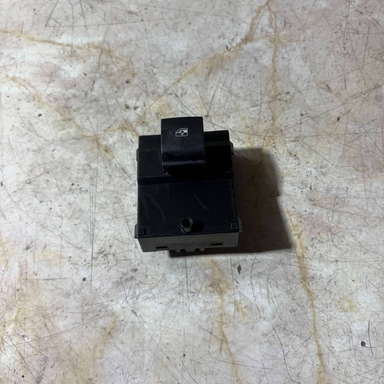 VAUXHALL ADAM M13 2013-2019 FRONT LEFT PASSENGER ELECTRIC WINDOW SWITCH