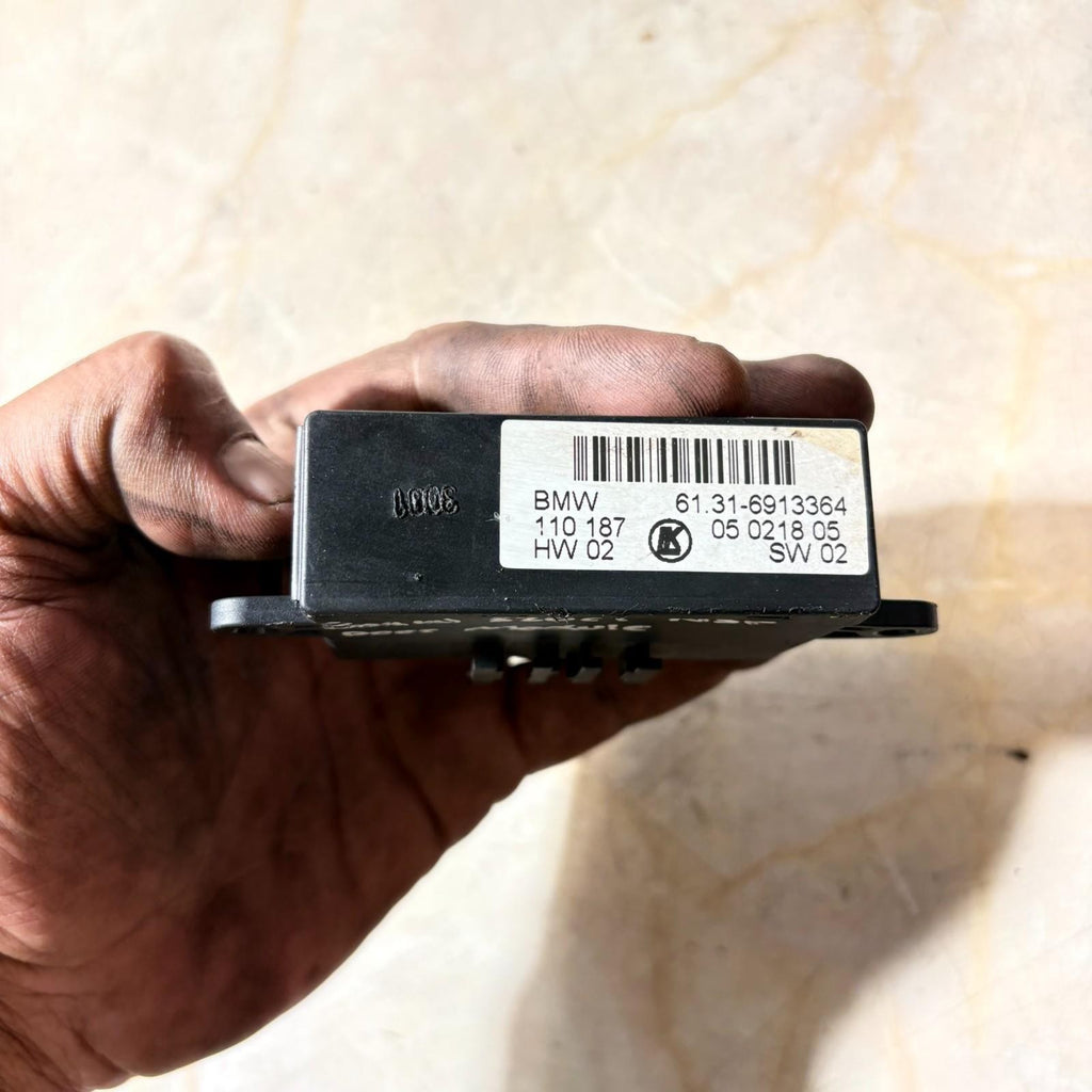BMW 320Ci 99-06 E46 LEFT FRONT WING MIRROR MEMORY MODULE 61316913364