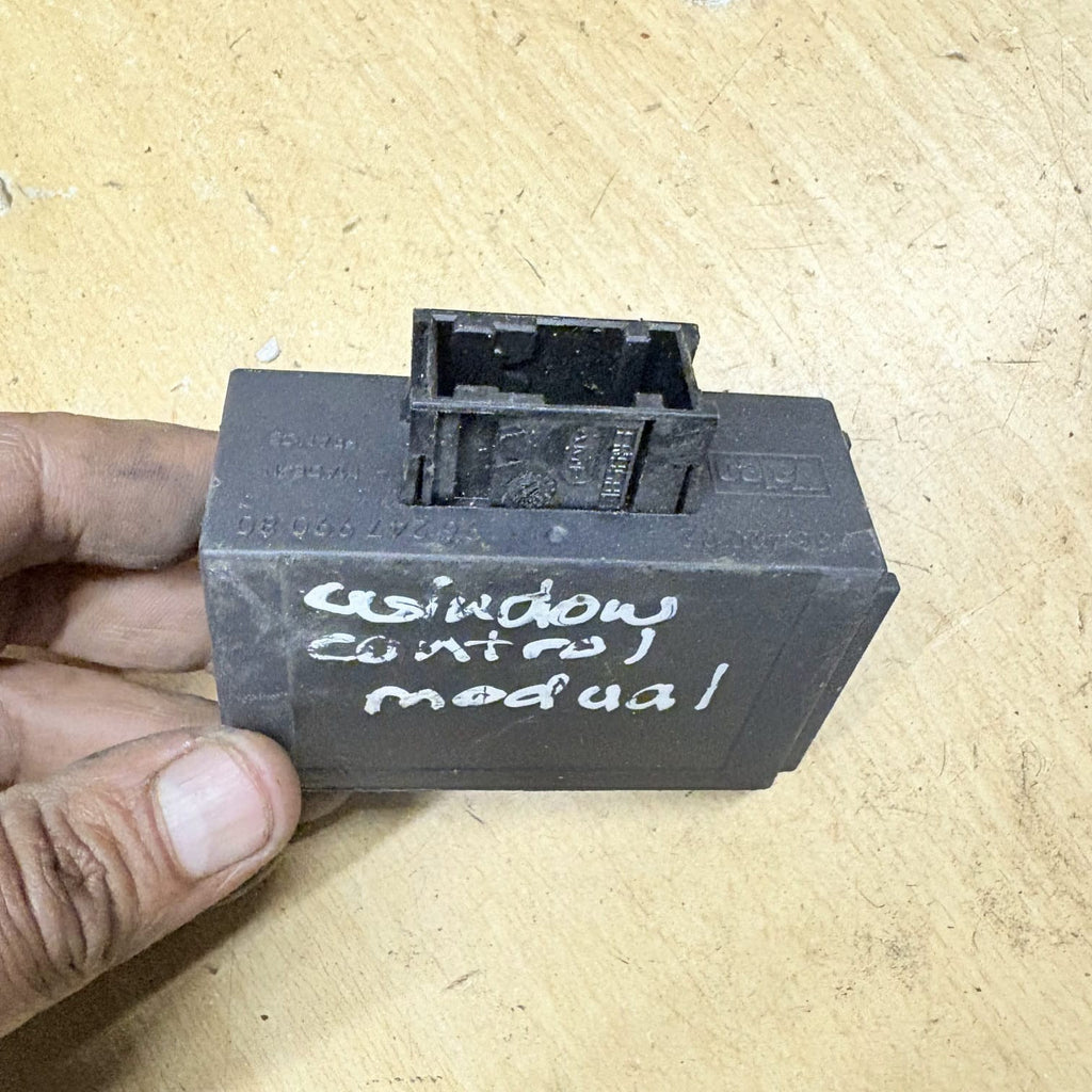 Peugeot 406 95-04 Electric Window Control Unit Module 9624799080 185683